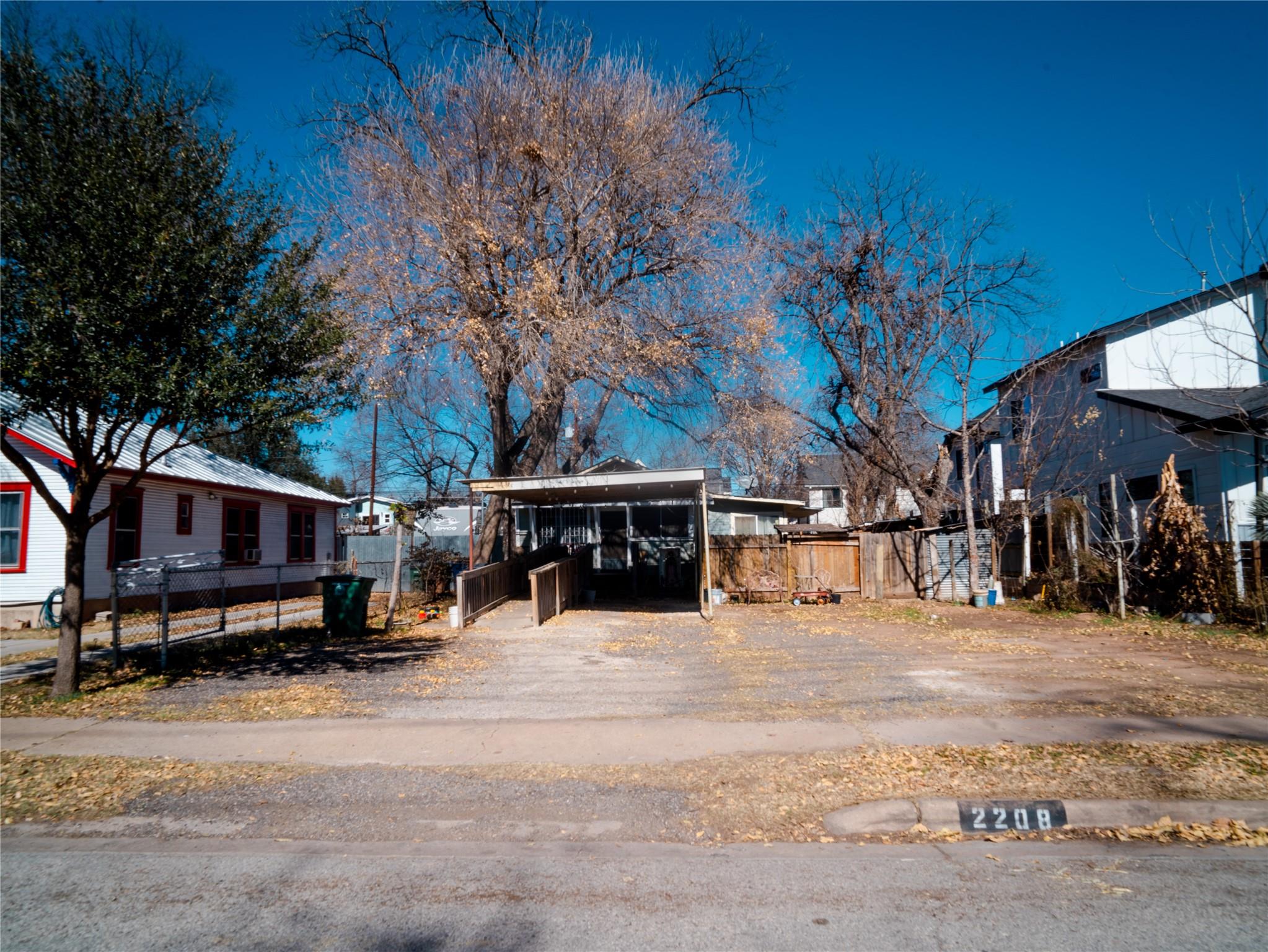 2208 Canterbury St, Austin, TX 78702