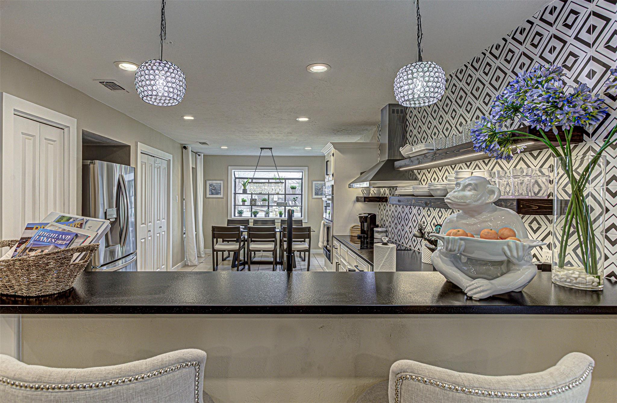 103 Oasis St # A, Horseshoe Bay, TX 78657