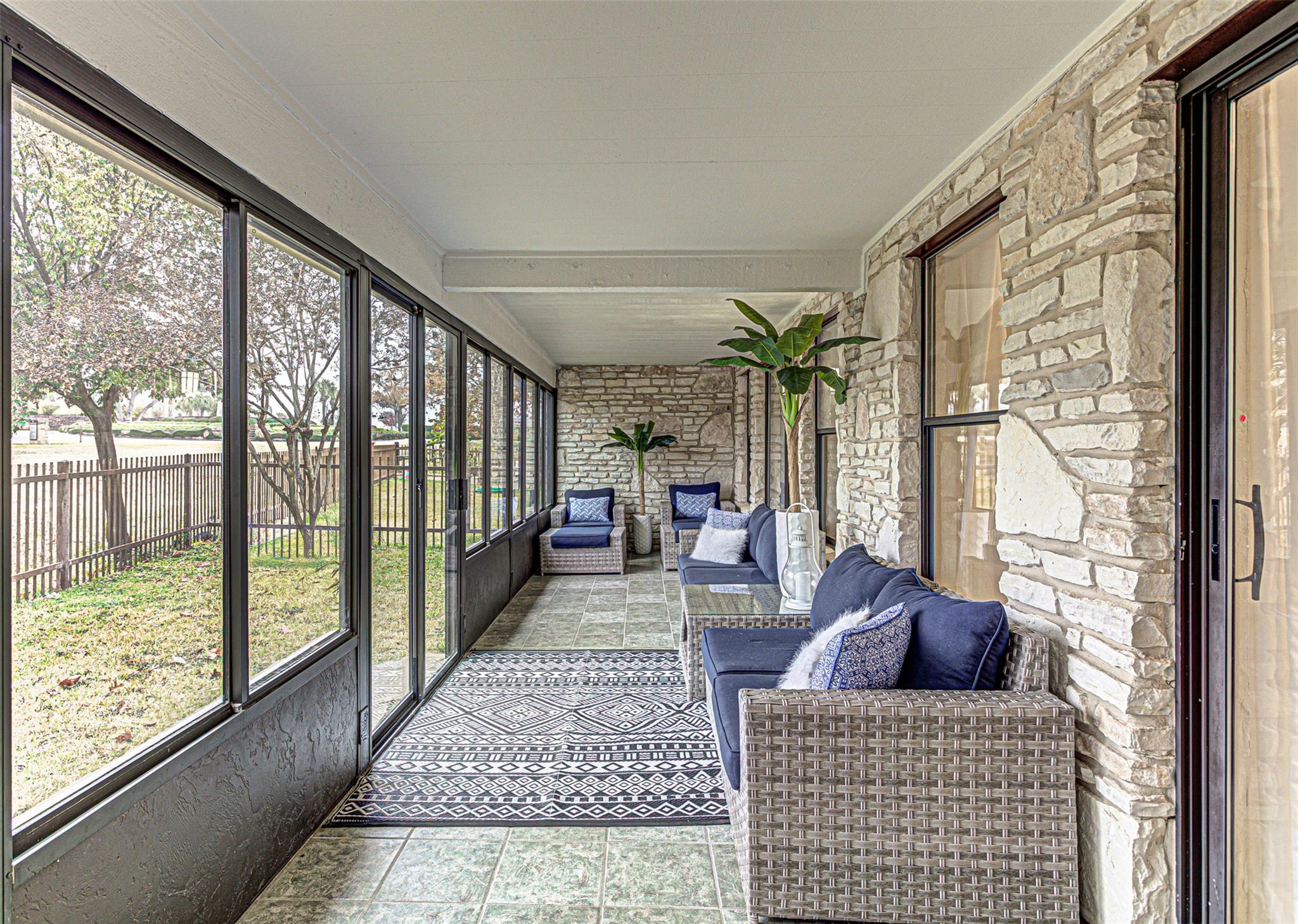 103 Oasis St # A, Horseshoe Bay, TX 78657