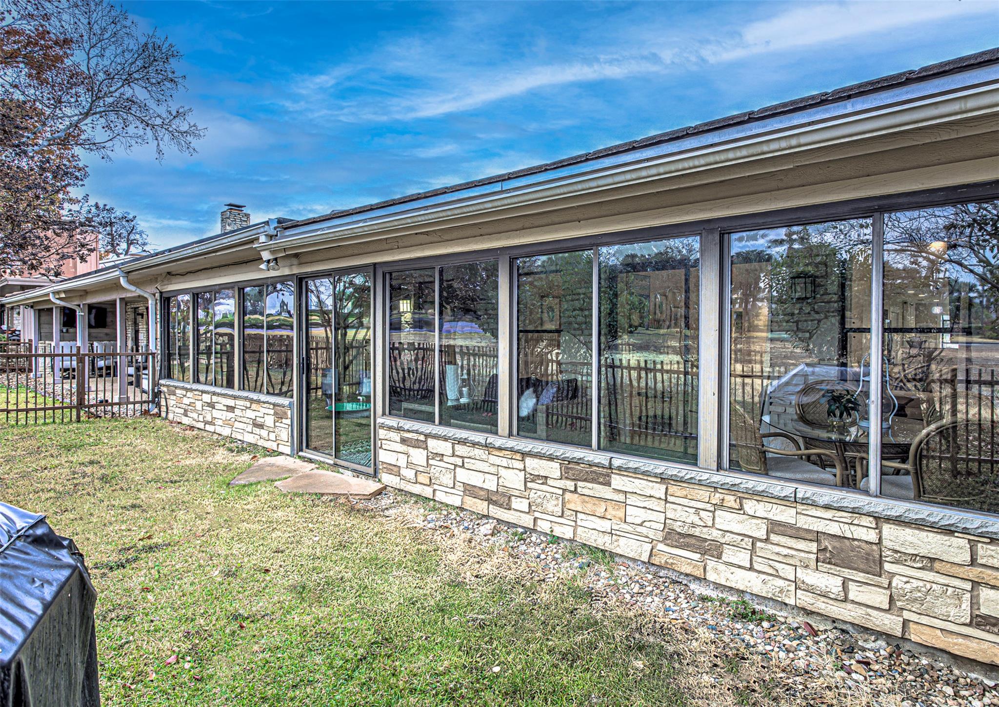 103 Oasis St # A, Horseshoe Bay, TX 78657