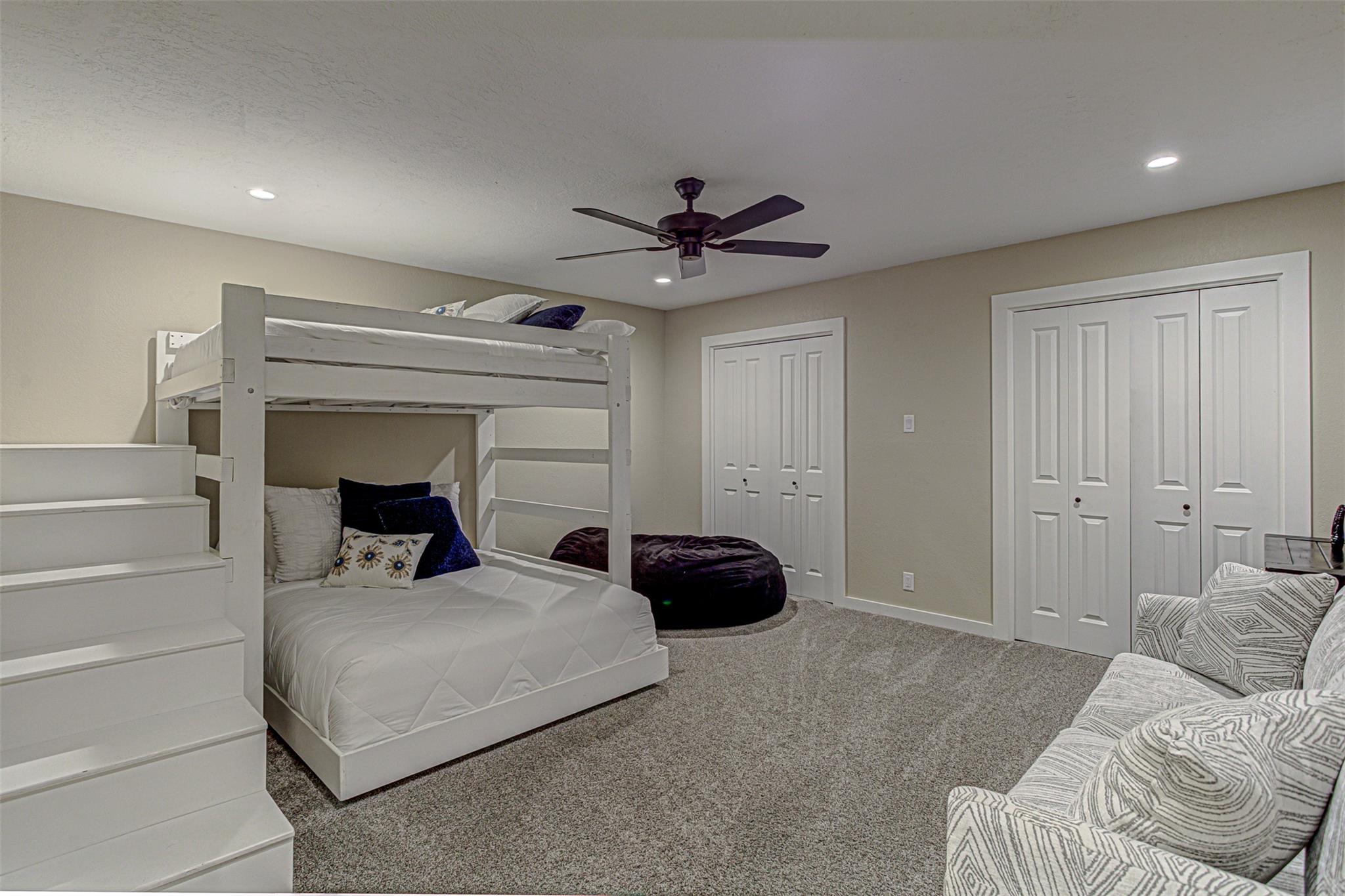 103 Oasis St # A, Horseshoe Bay, TX 78657