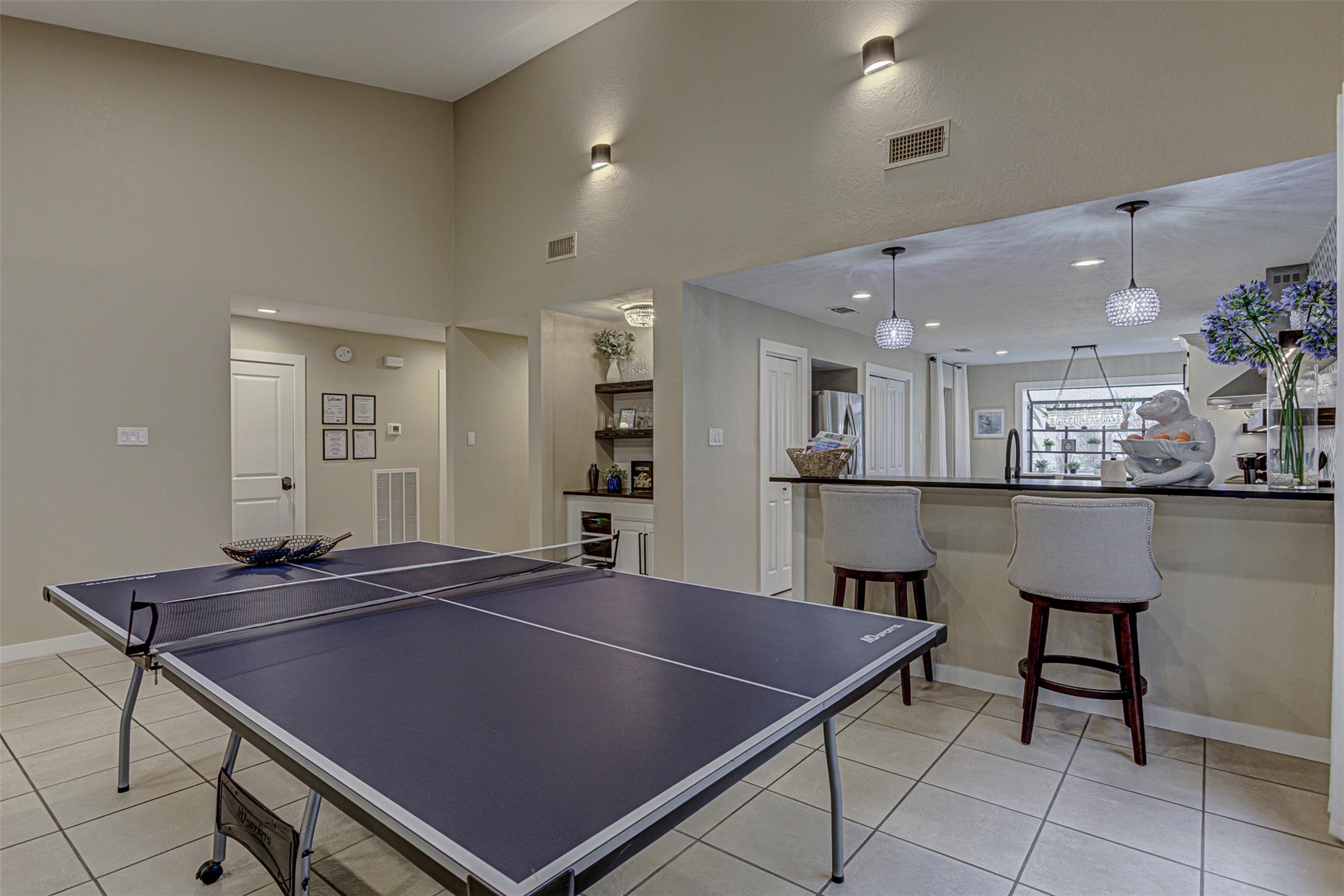 103 Oasis St # A, Horseshoe Bay, TX 78657