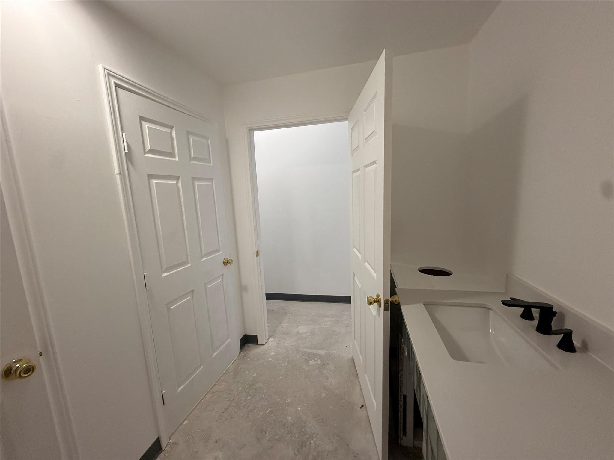 117 S Main St, Elgin, TX 78621