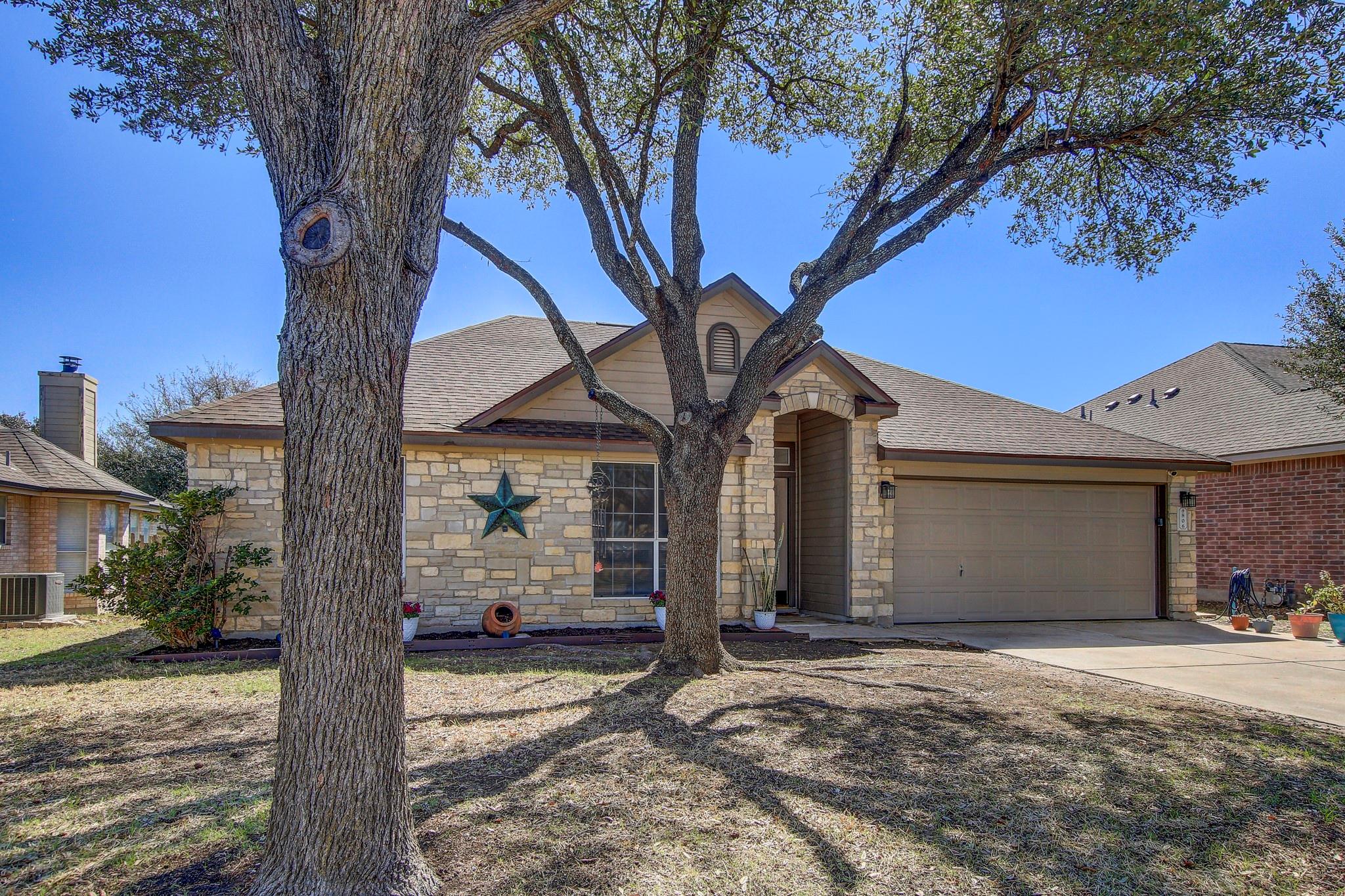 806 Ridge View Dr, Leander, TX 78641