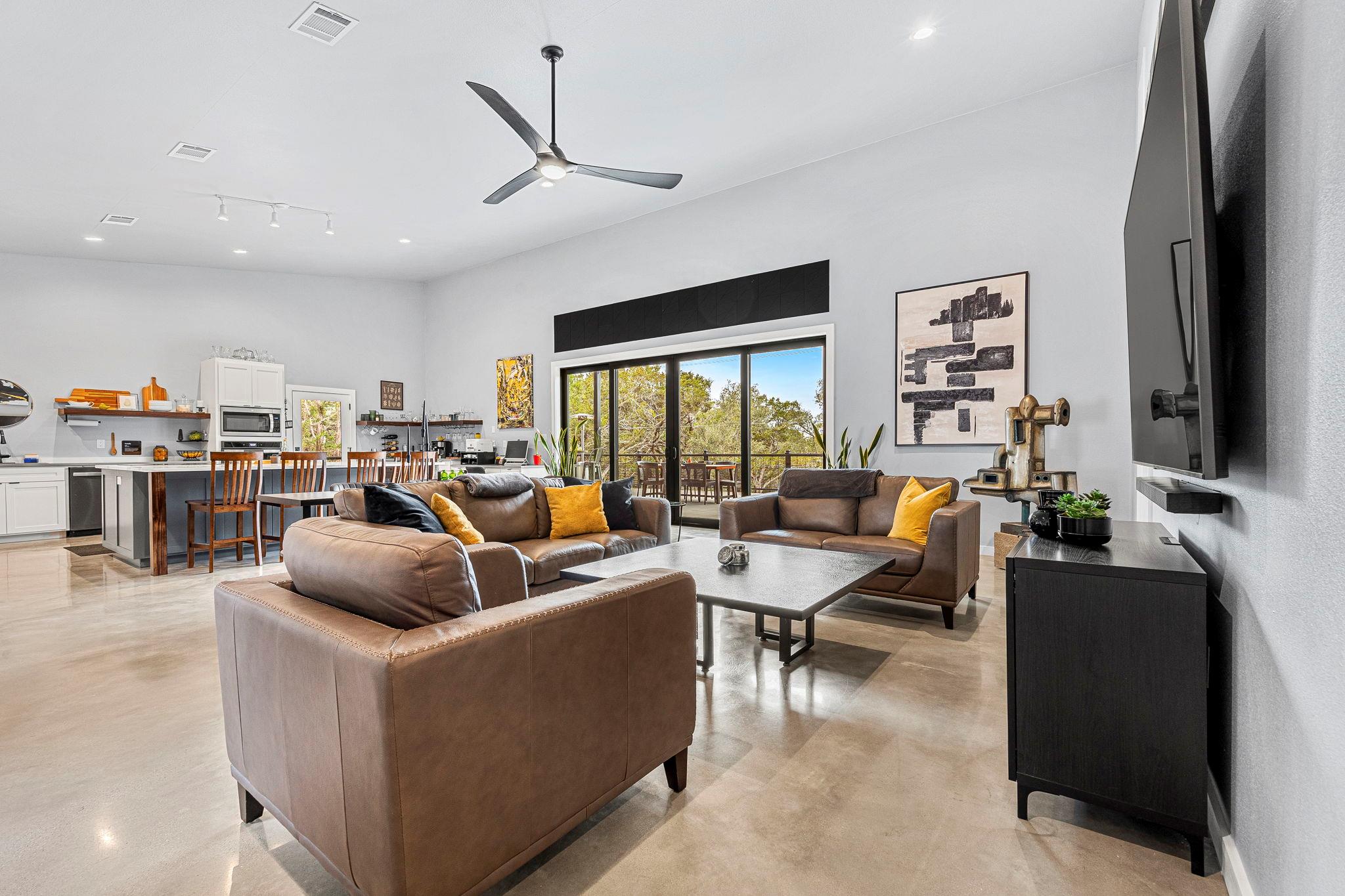 319 Impala Ln, Lampasas, TX 76550