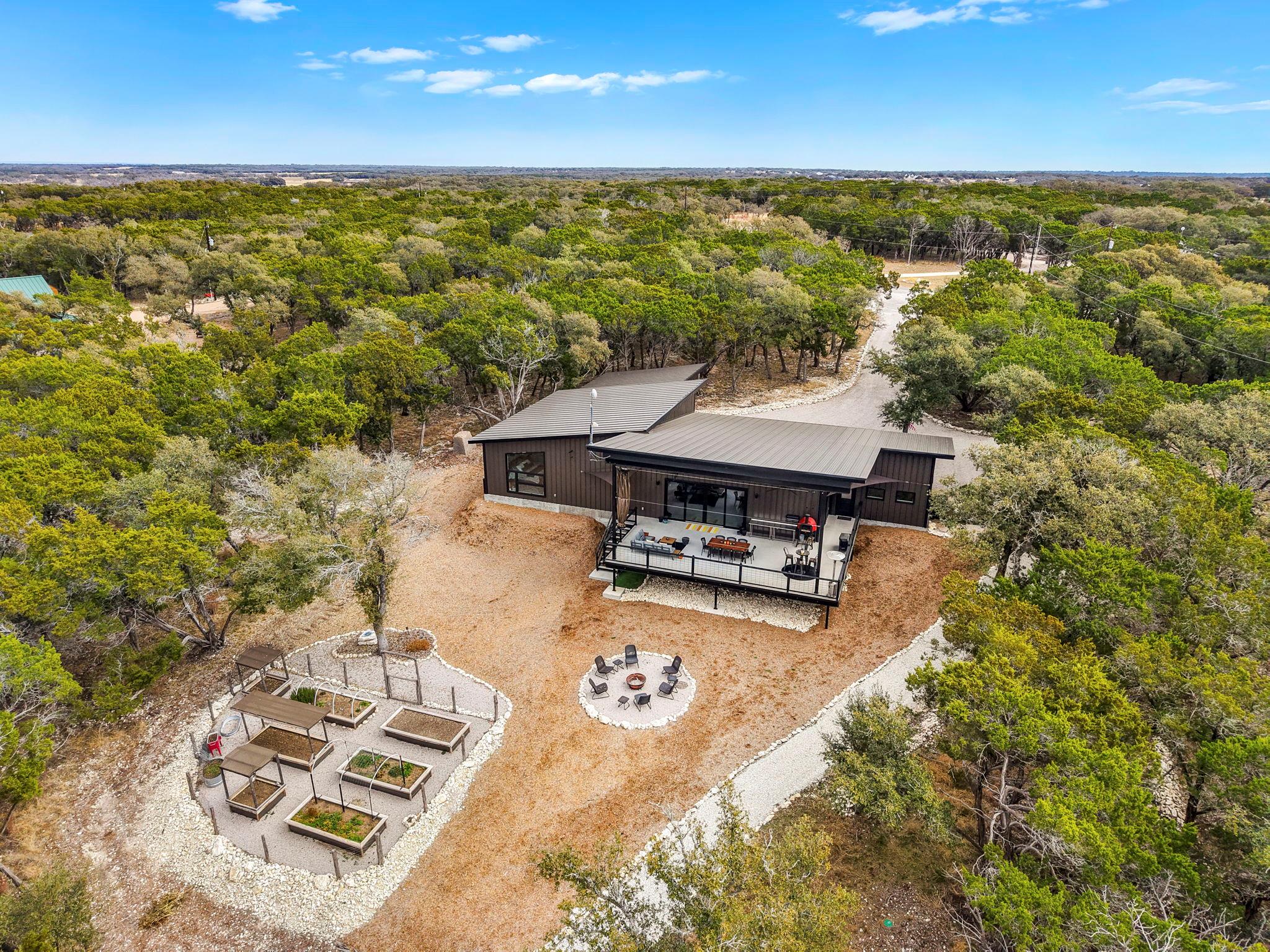 319 Impala Ln, Lampasas, TX 76550