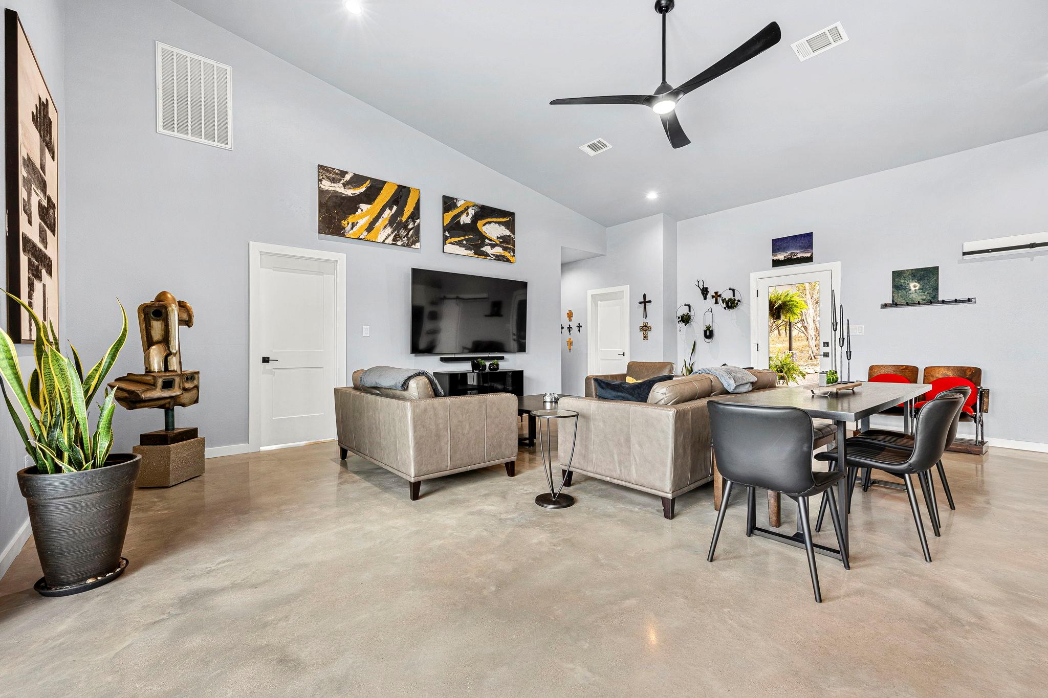 319 Impala Ln, Lampasas, TX 76550