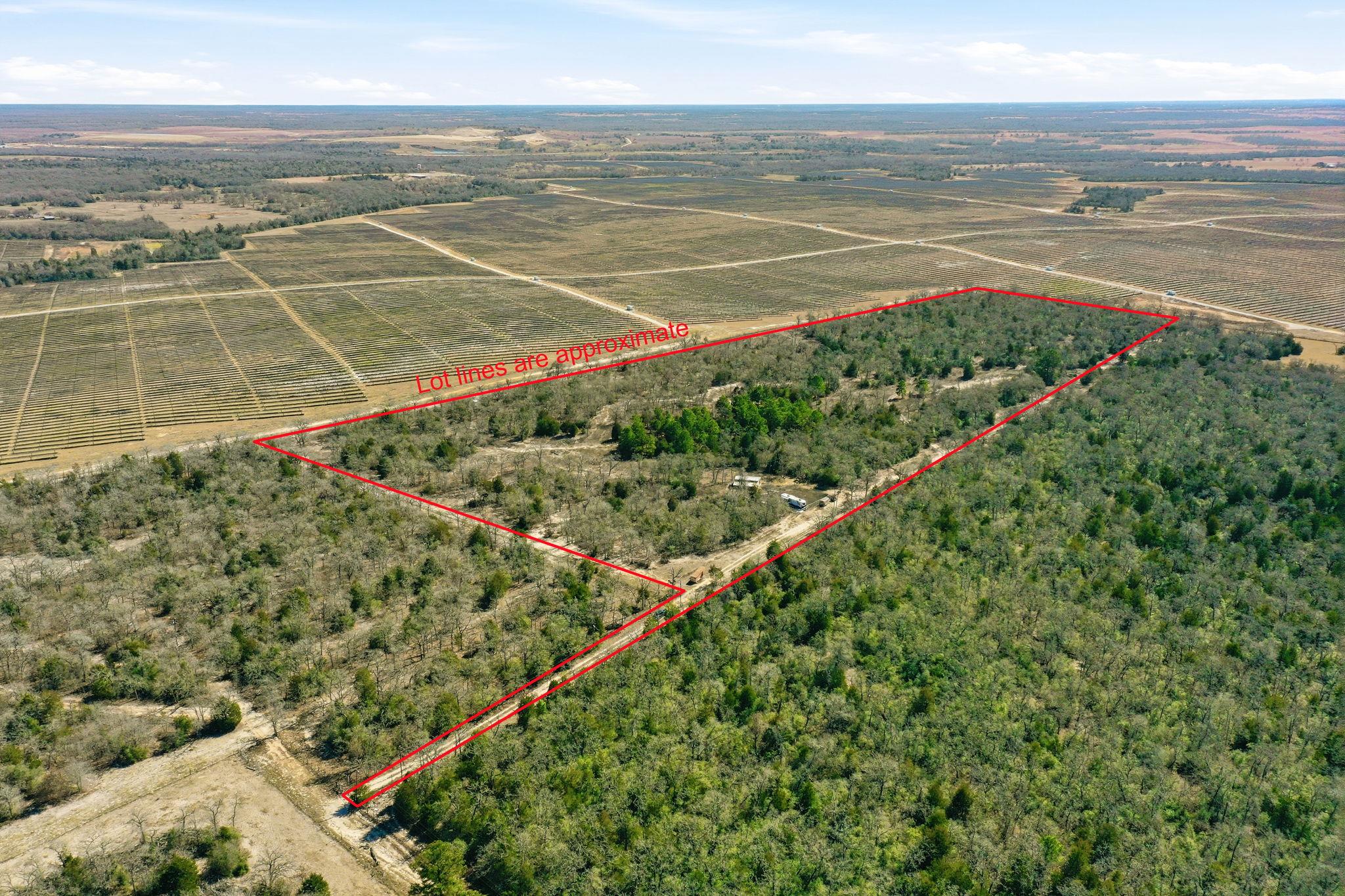 1310 Perry Ln, Thorndale, TX 76577