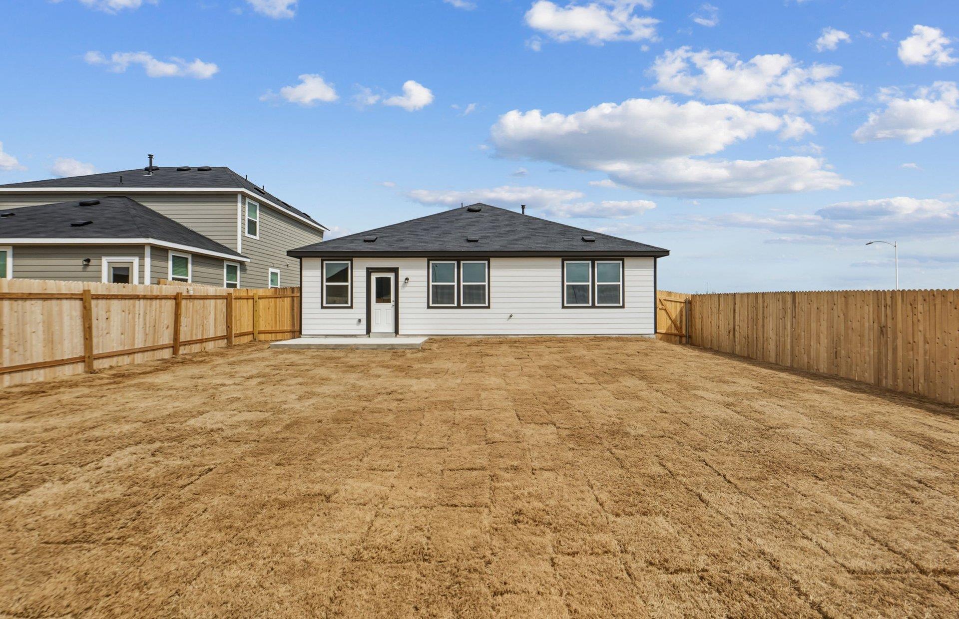 816 Cardenas St, San Marcos, TX 78666