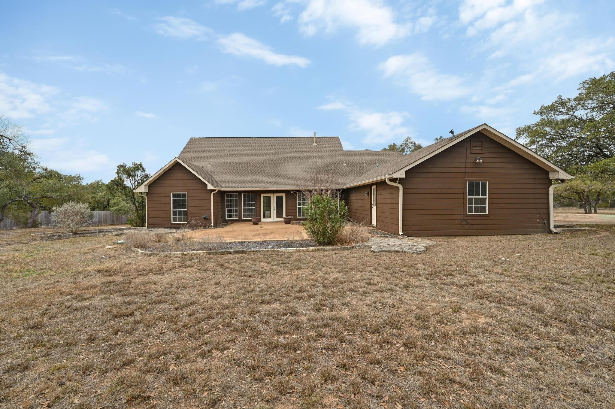 140 Barton Ranch Cir, Dripping Springs, TX 78620