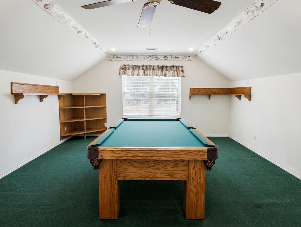 1036 Sherrill Ln, Lexington, TX 78947