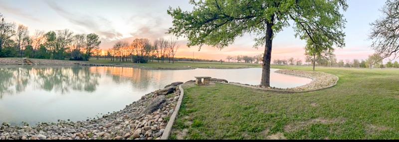 1036 Sherrill Ln, Lexington, TX 78947