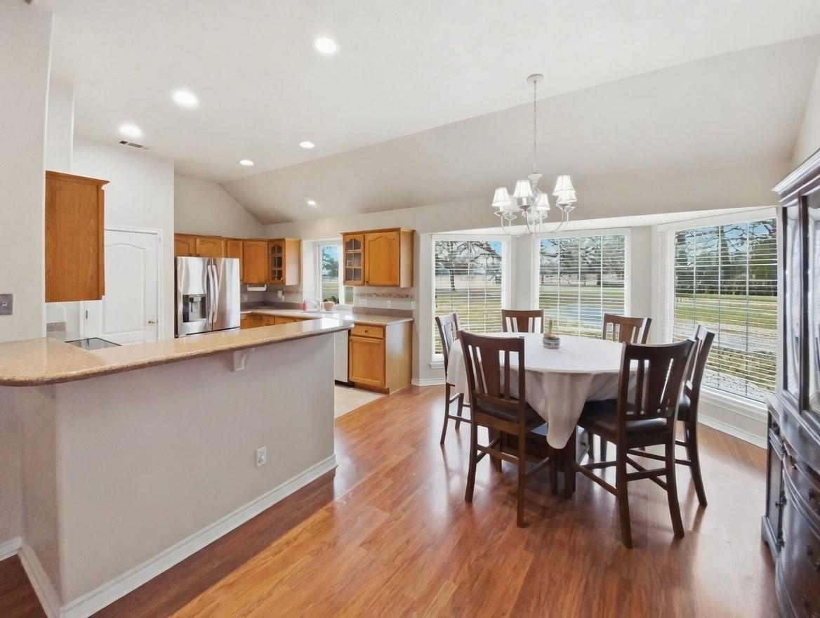 1036 Sherrill Ln, Lexington, TX 78947