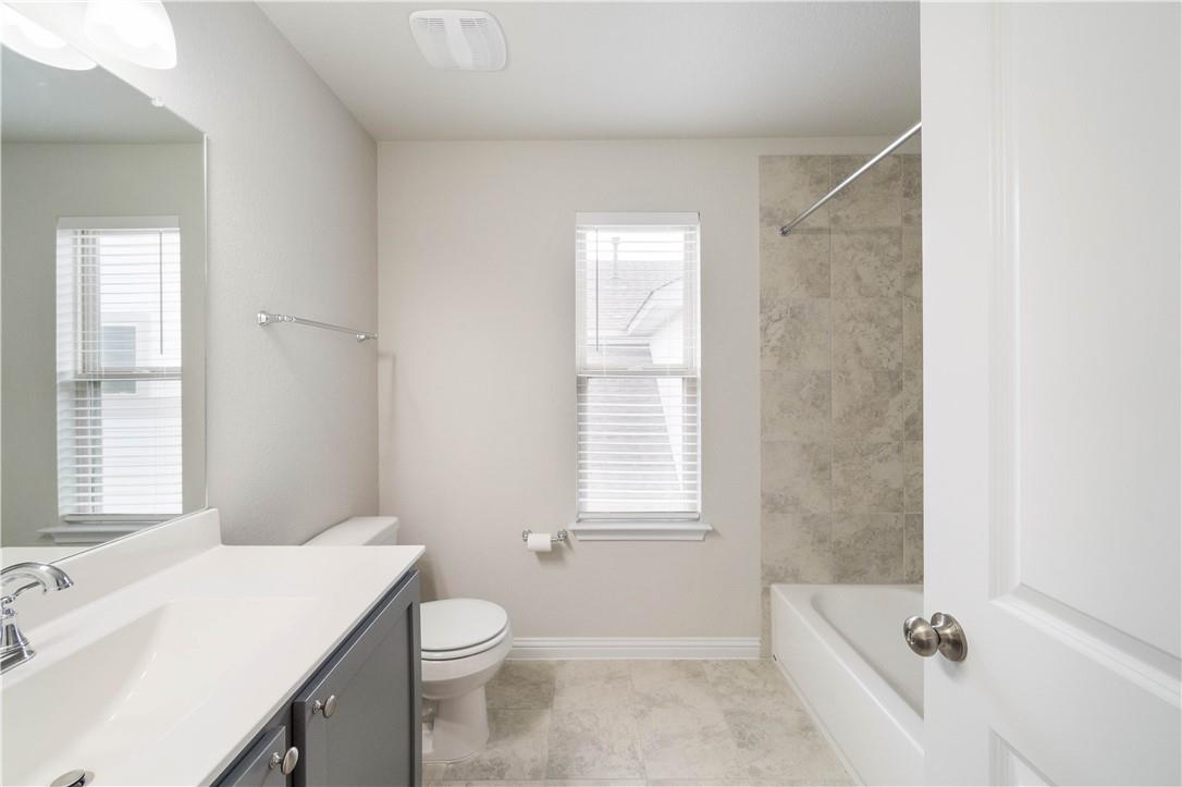 8208 Cottage Rose Dr, Austin, TX 78744