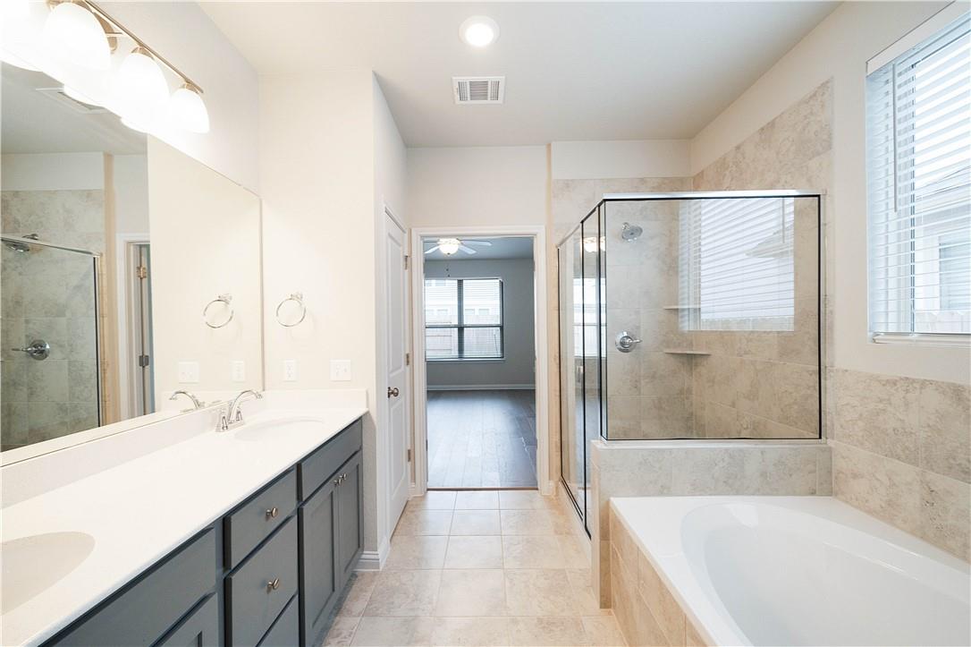 8208 Cottage Rose Dr, Austin, TX 78744