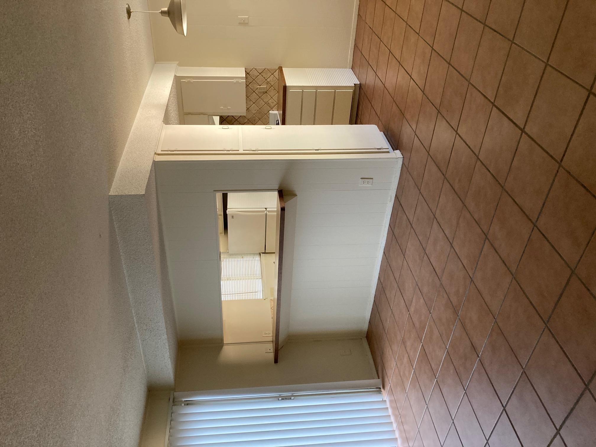 2612 Salado street St # 206, Austin, TX 78705