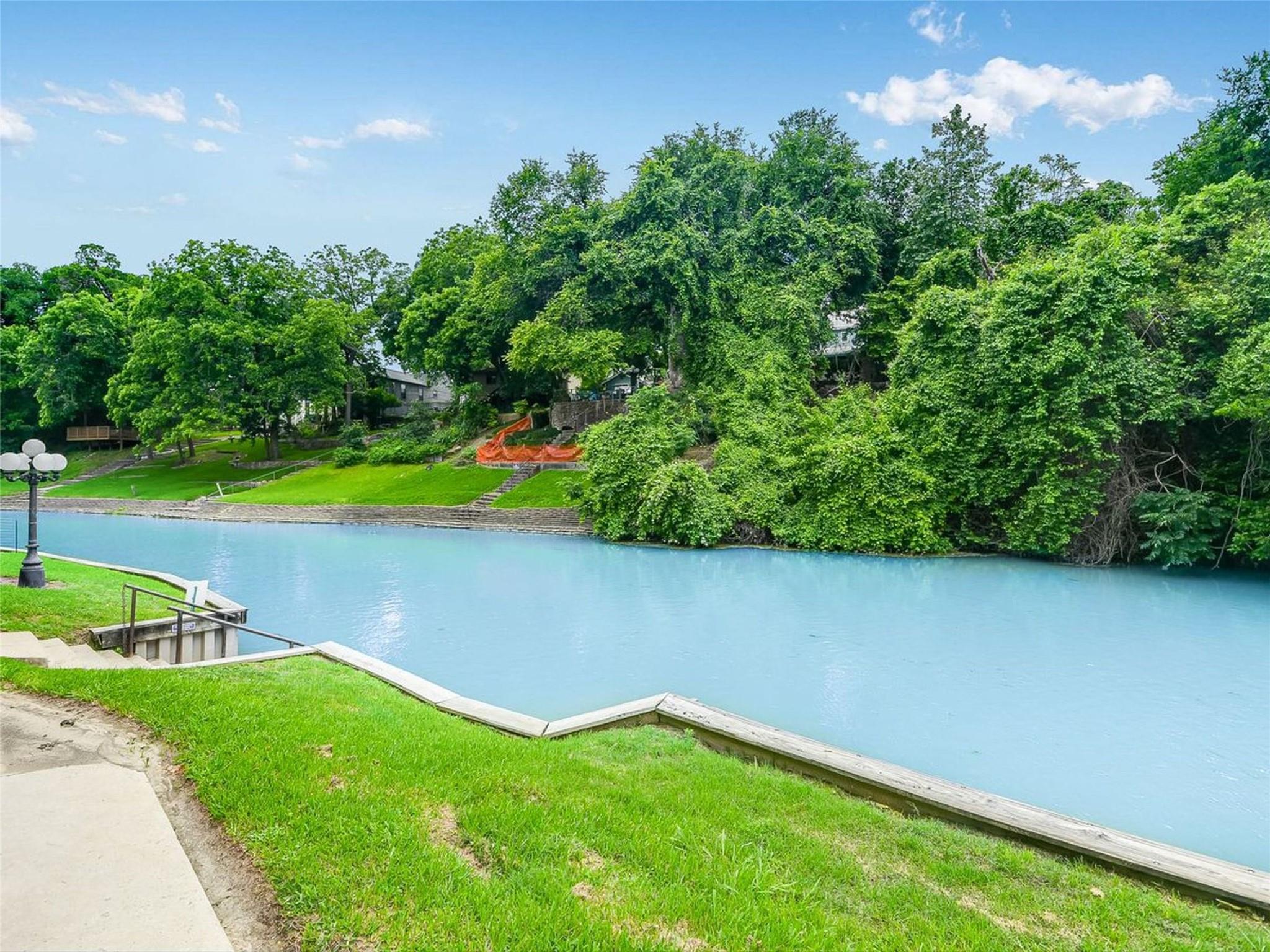 401 W Lincoln St # A208, New Braunfels, TX 78130