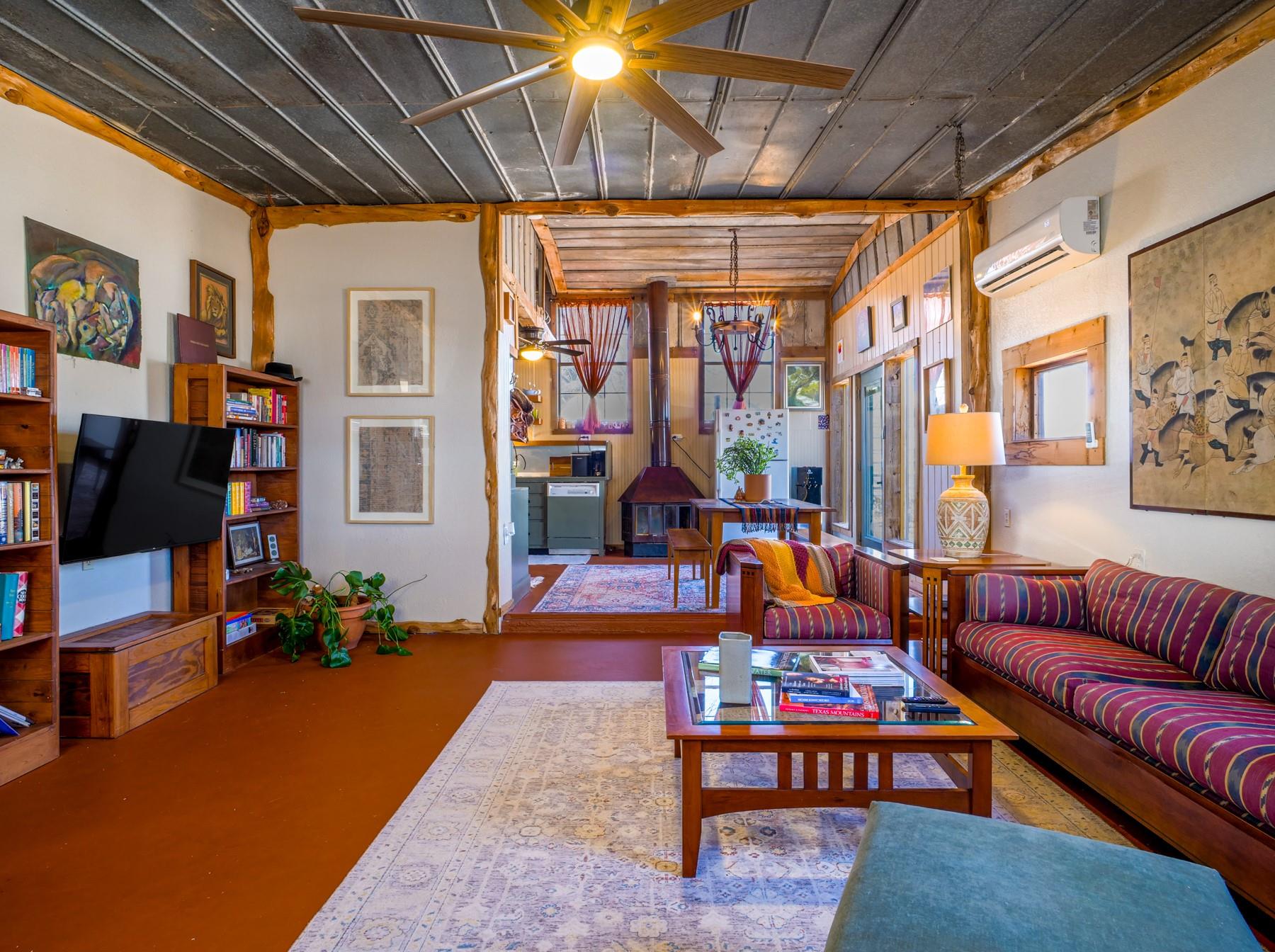 128 E Castlewood Dr, Granite Shoals, TX 78654