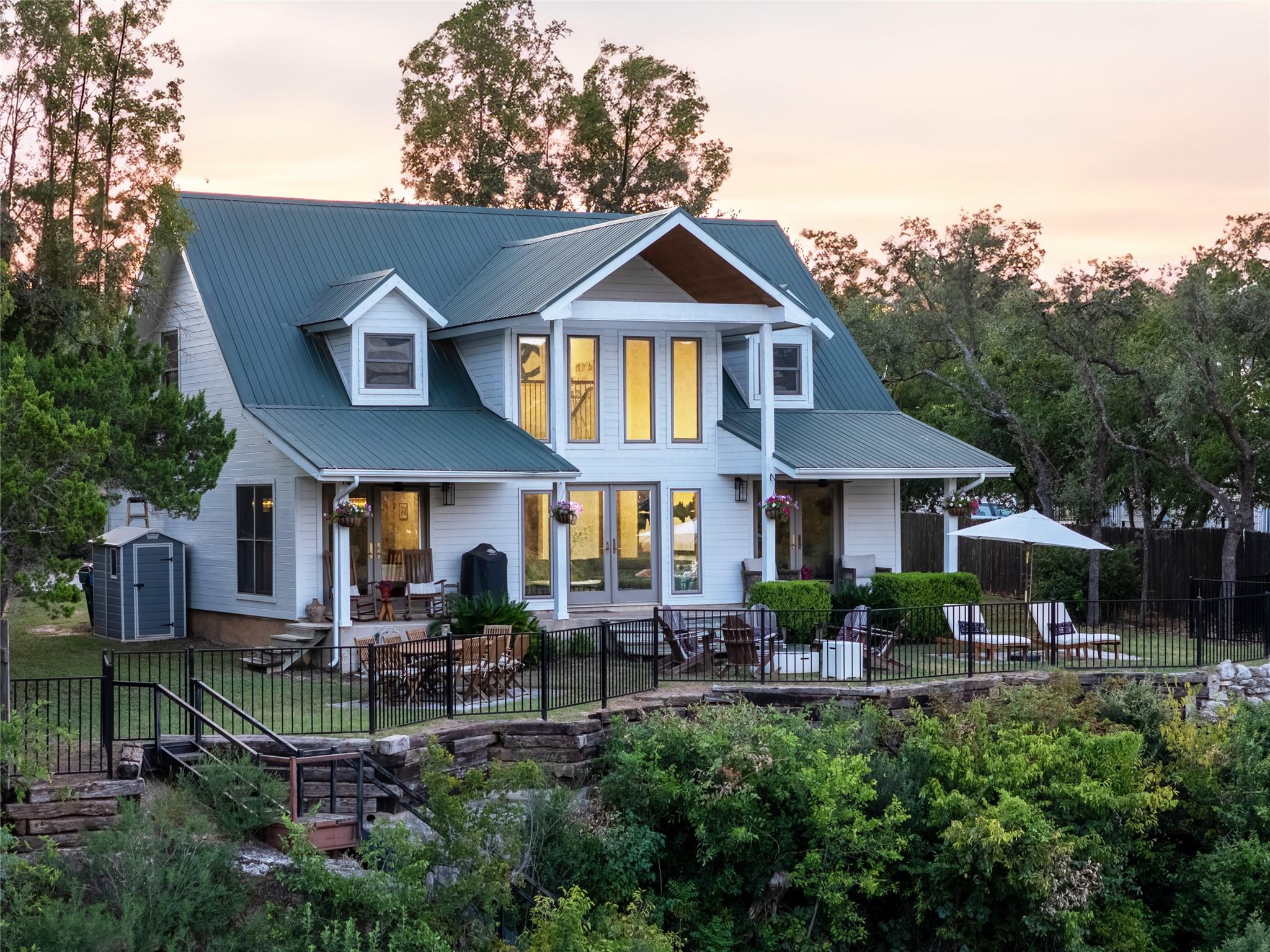 11103 Lakeside Dr, Jonestown, TX 78645