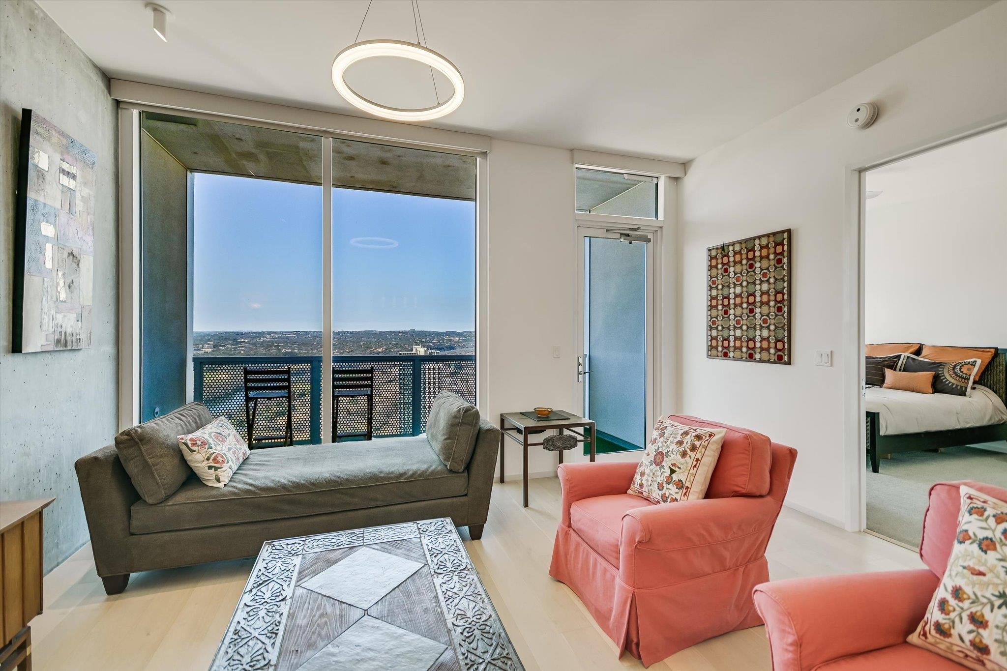 301 West Ave # 4208, Austin, TX 78701