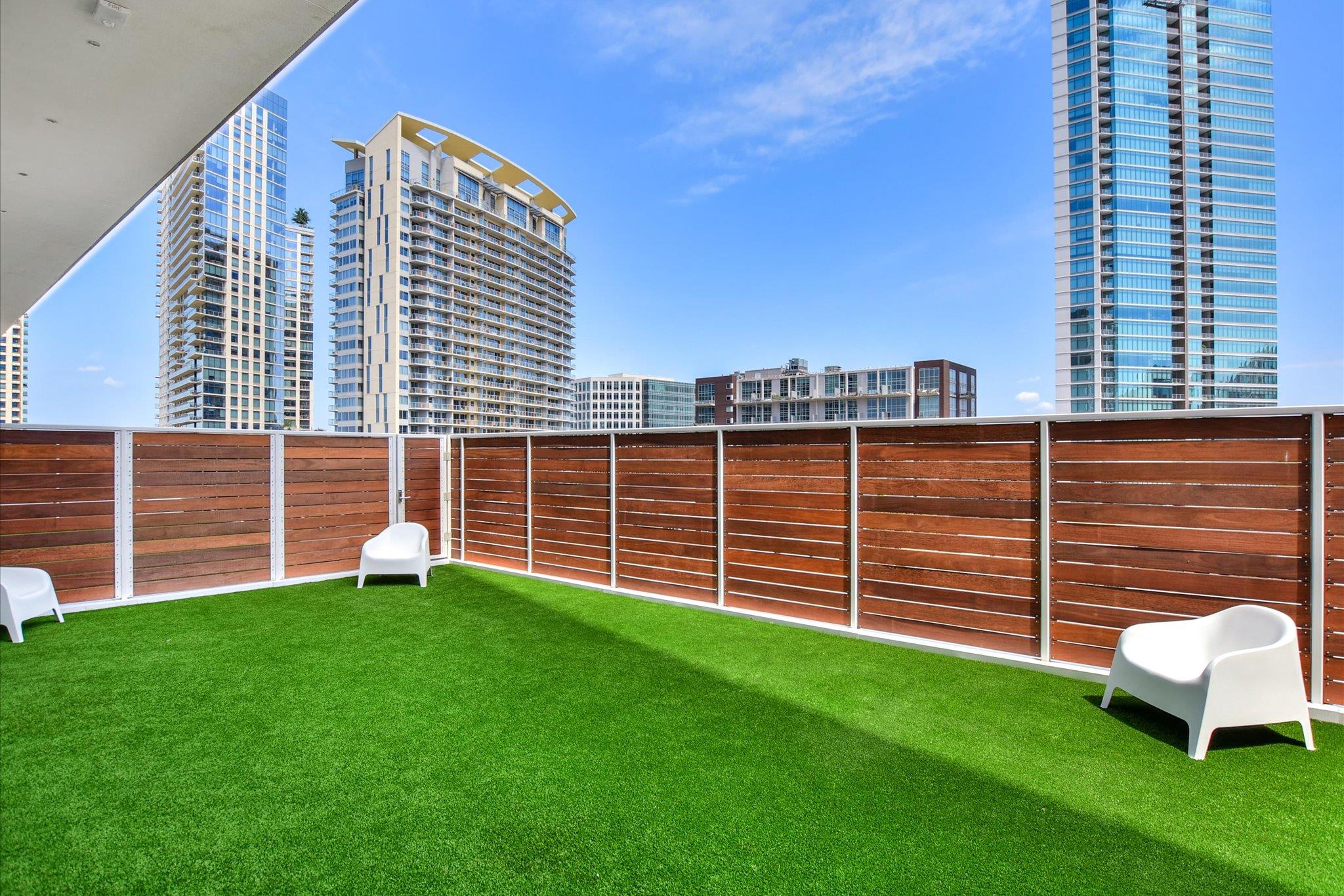 301 West Ave # 4208, Austin, TX 78701