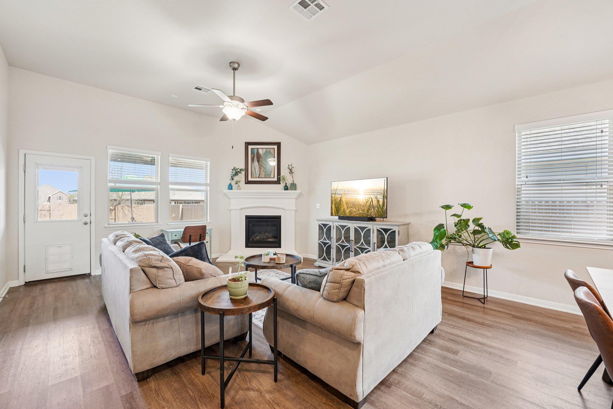 333 Founders Rdg, Dripping Springs, TX 78620