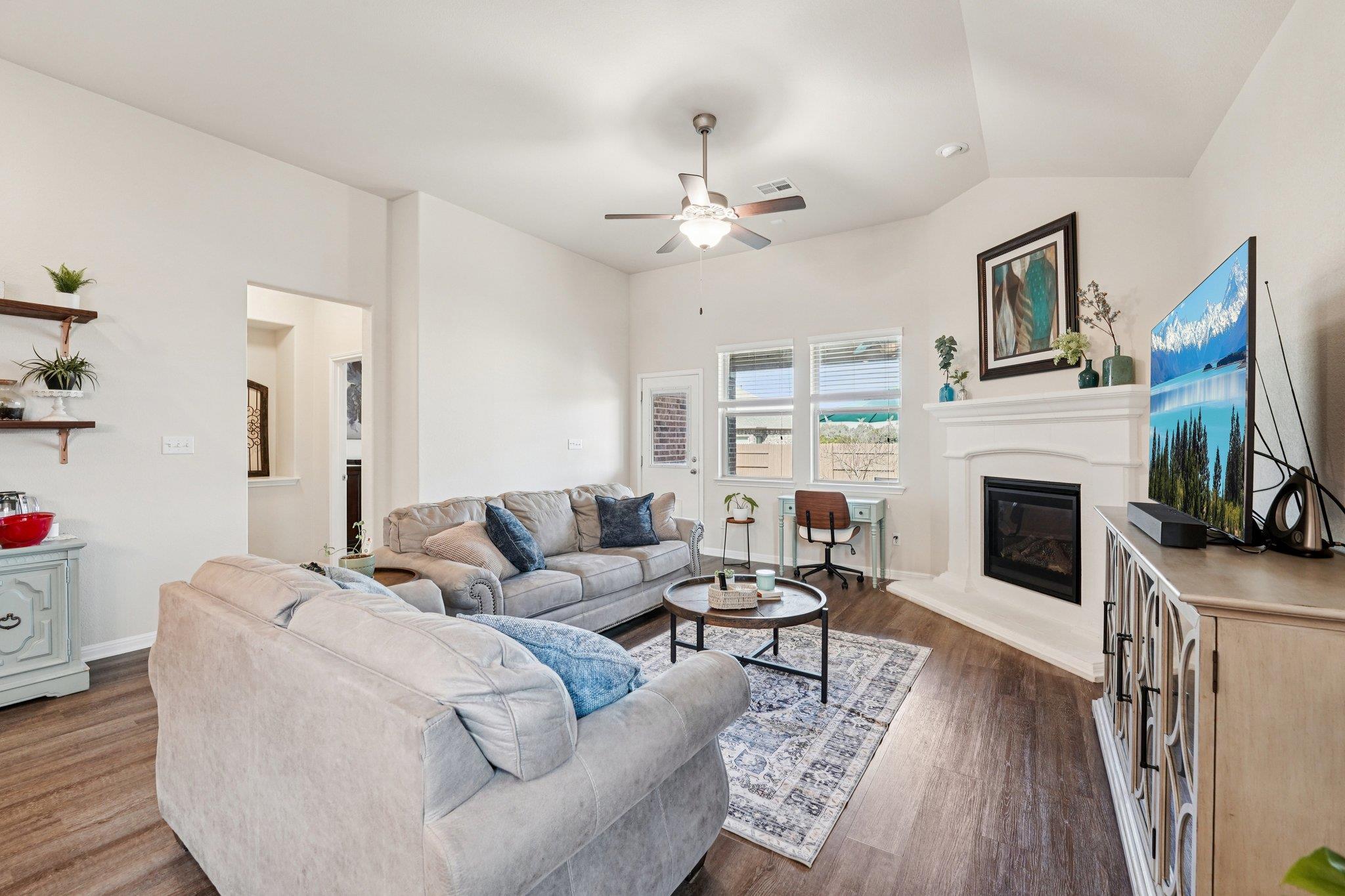 333 Founders Rdg, Dripping Springs, TX 78620