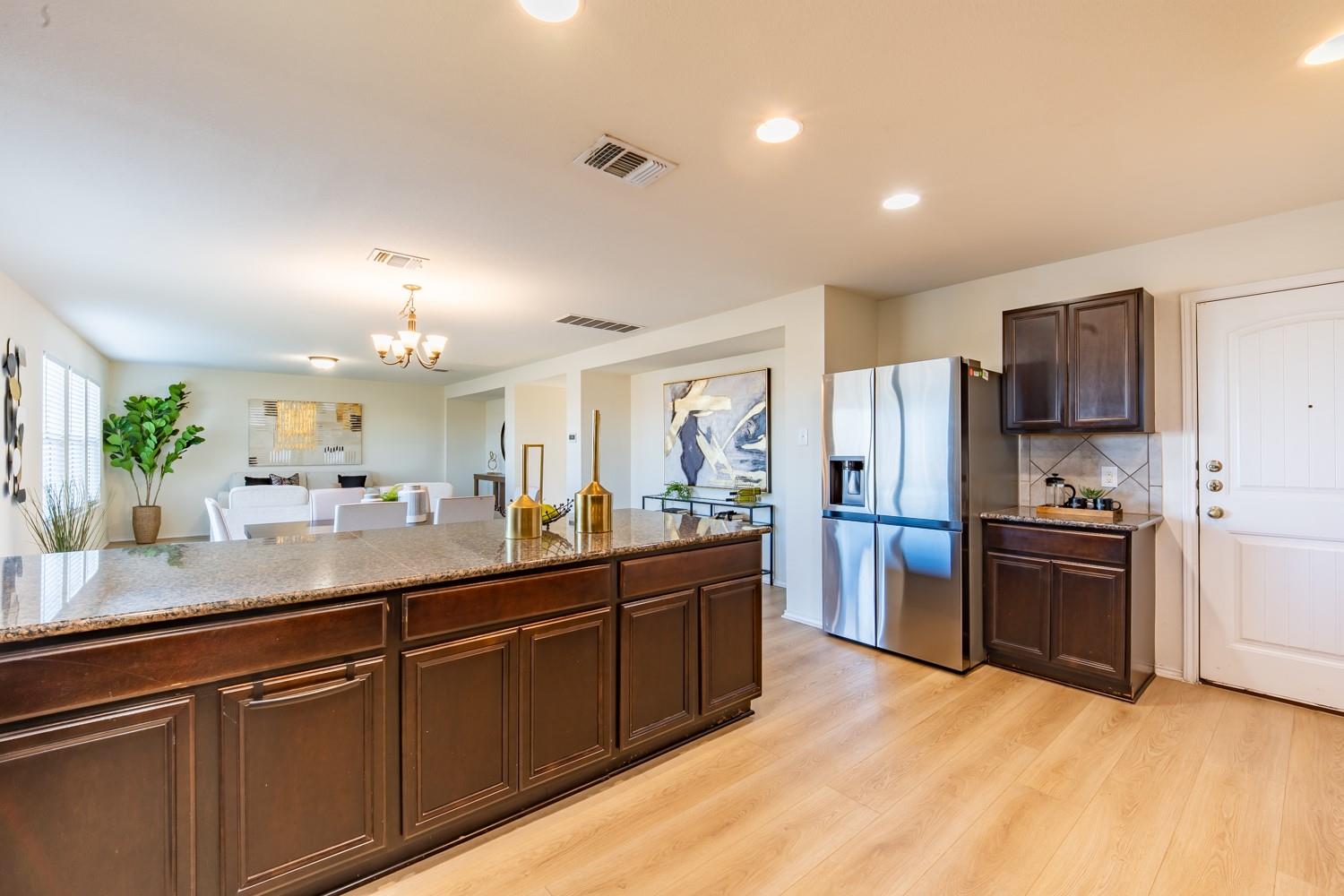 524 Carrington St, Hutto, TX 78634