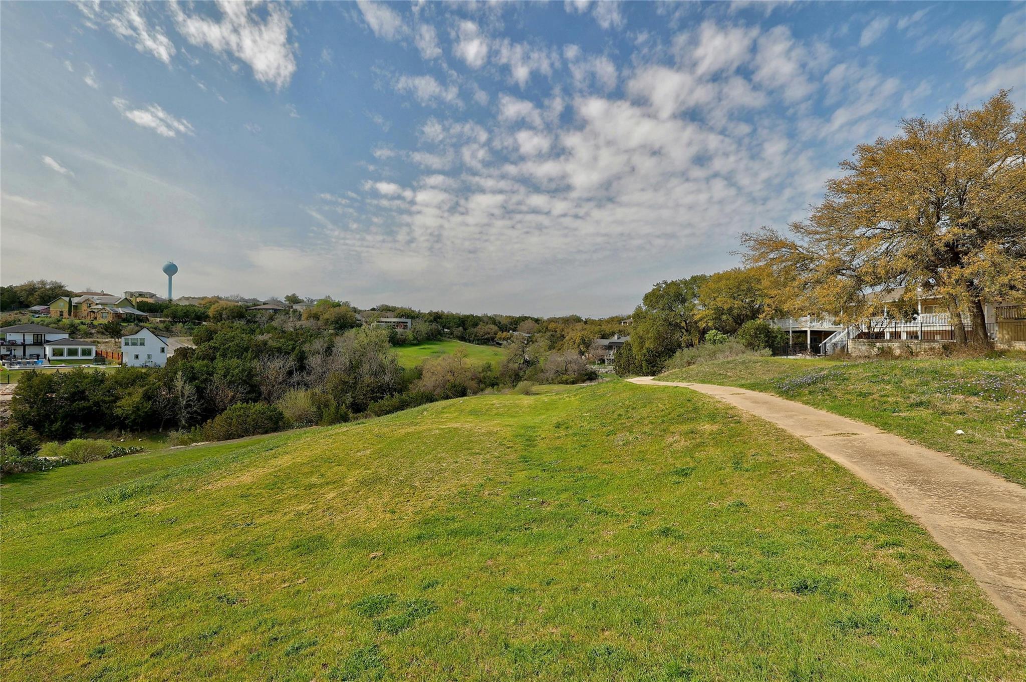 20406 Earhart Ln, Lago Vista, TX 78645