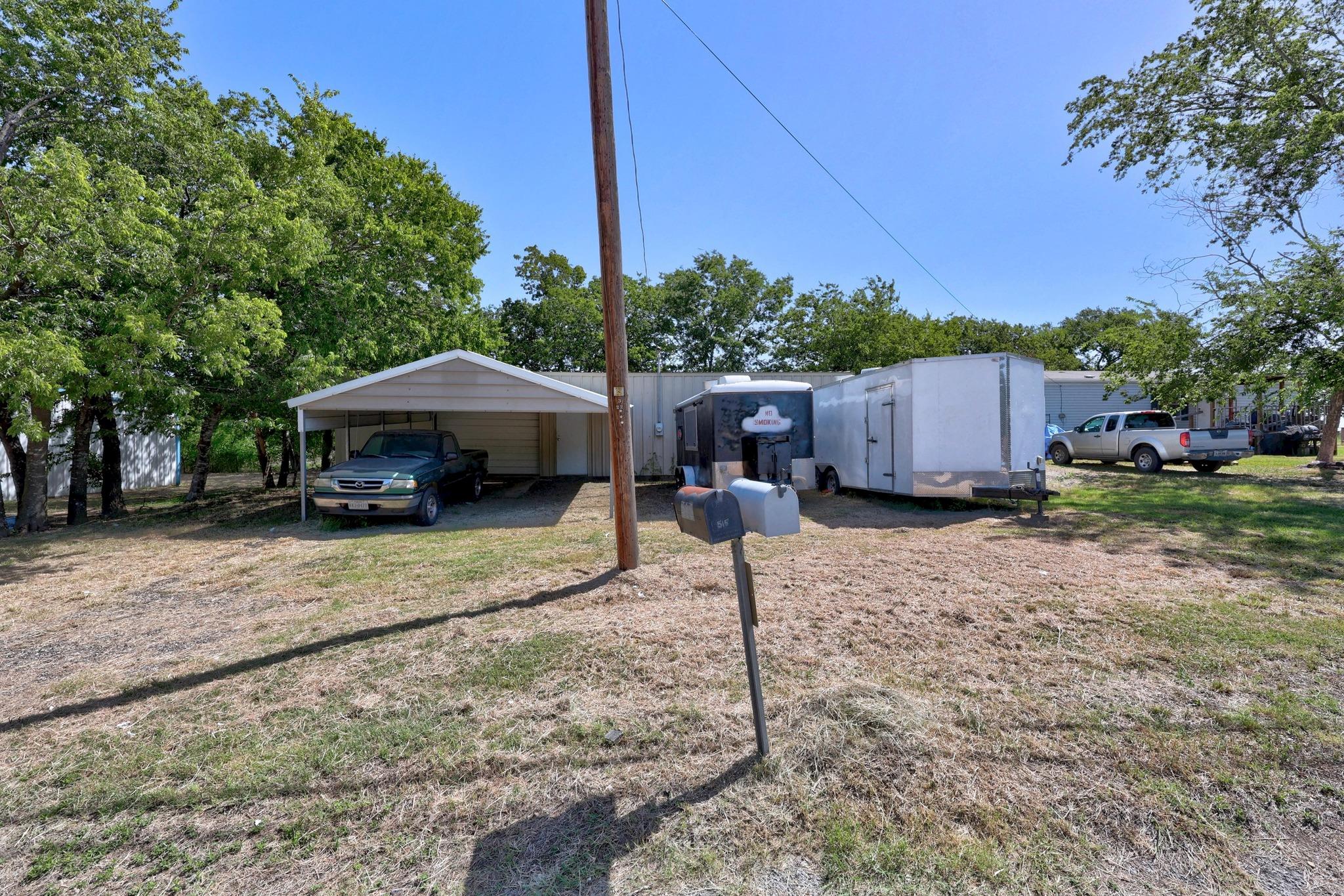 508 W Mesquite Ave, Rogers, TX 76569