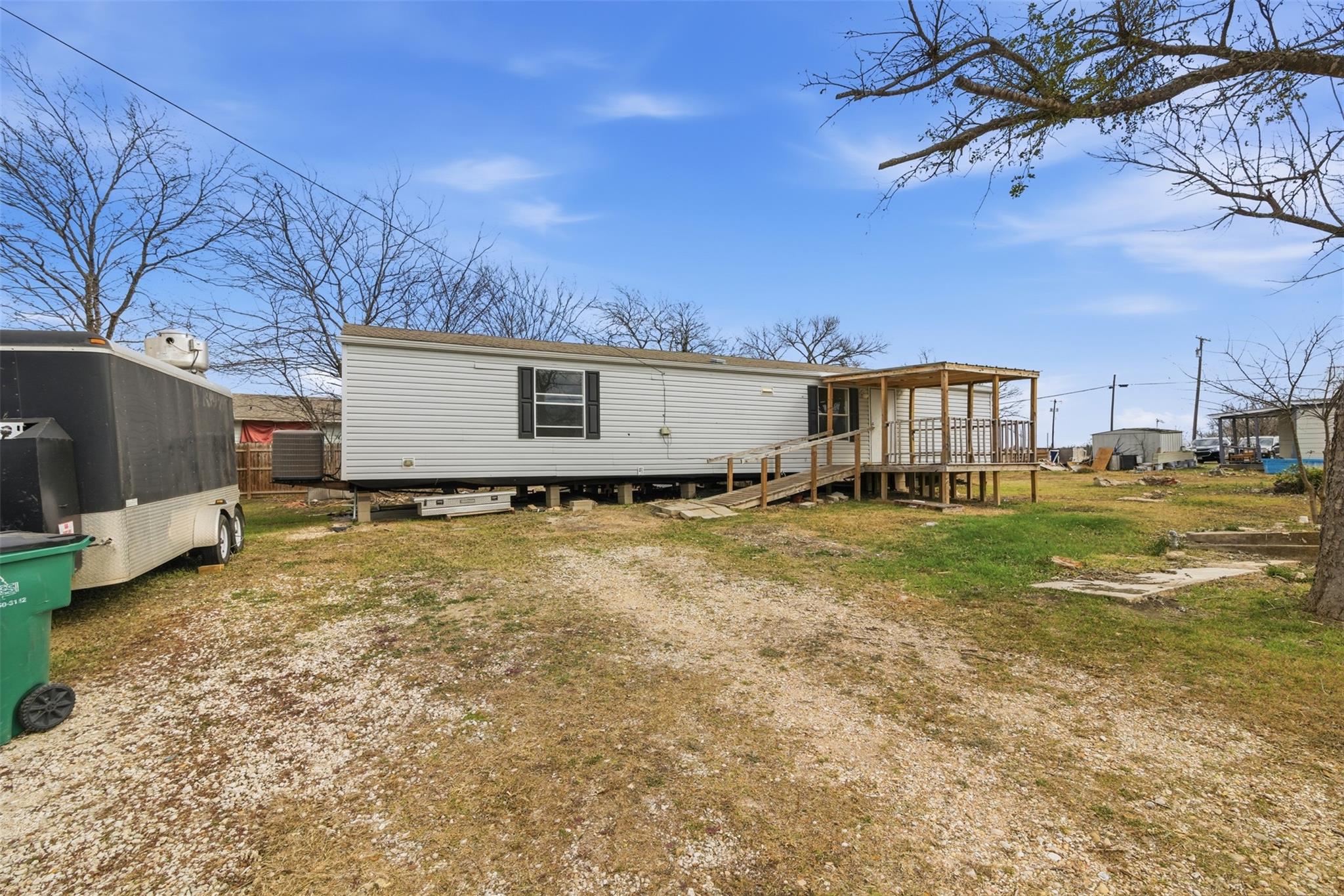 508 W Mesquite Ave, Rogers, TX 76569