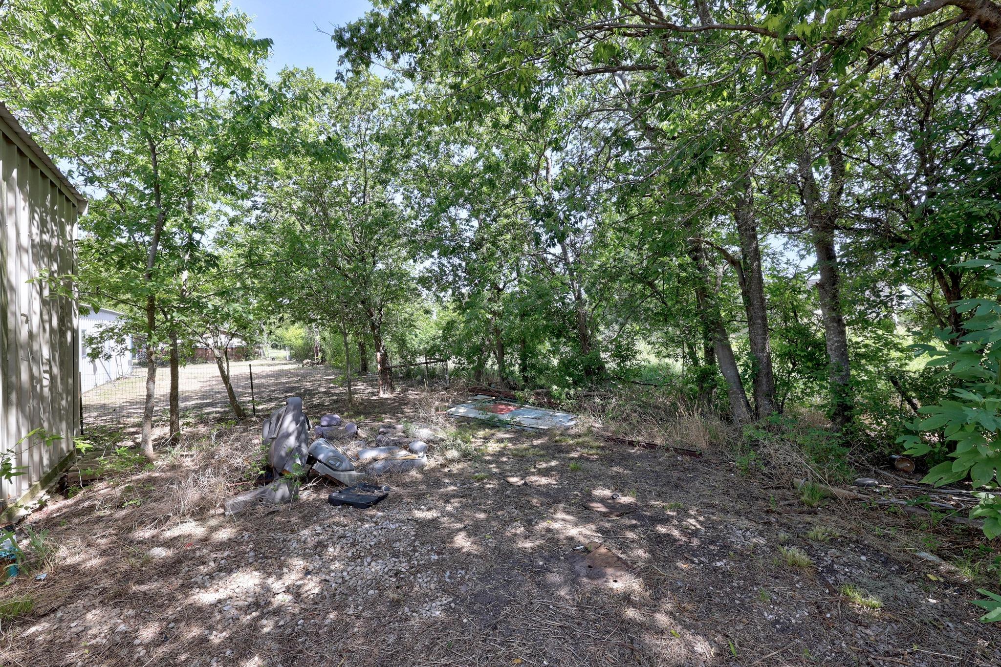 508 W Mesquite Ave, Rogers, TX 76569