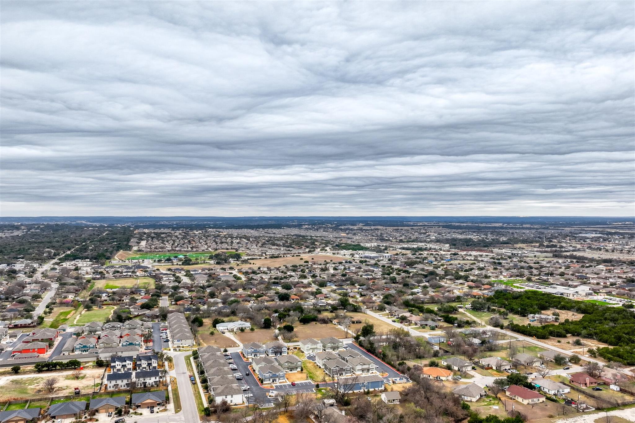 408 Horseshoe Dr, Leander, TX 78641