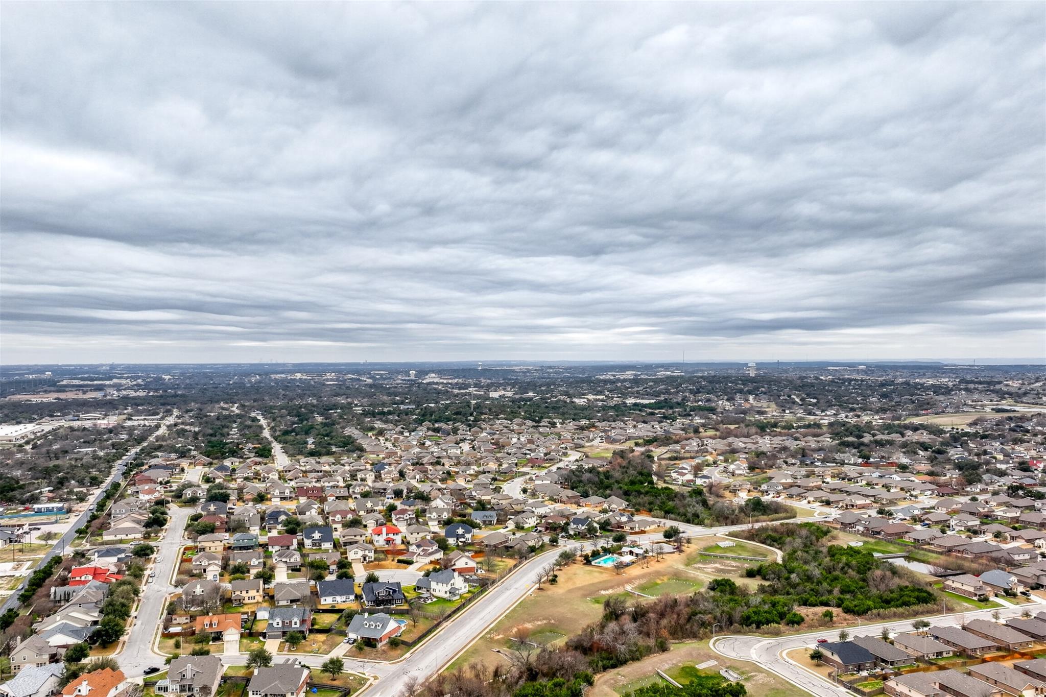 408 Horseshoe Dr, Leander, TX 78641