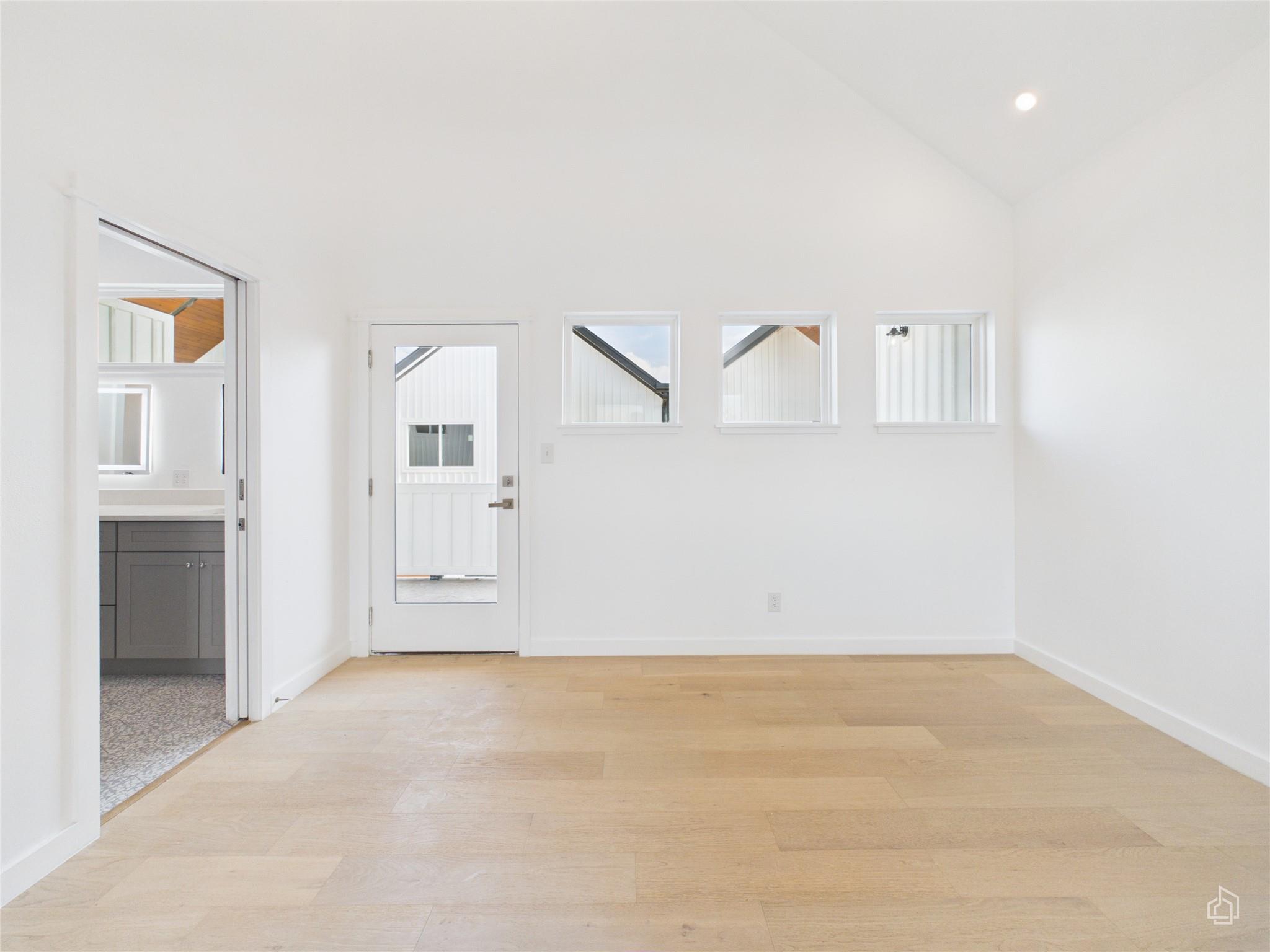 5912 Harold Ct # 104, Austin, TX 78721