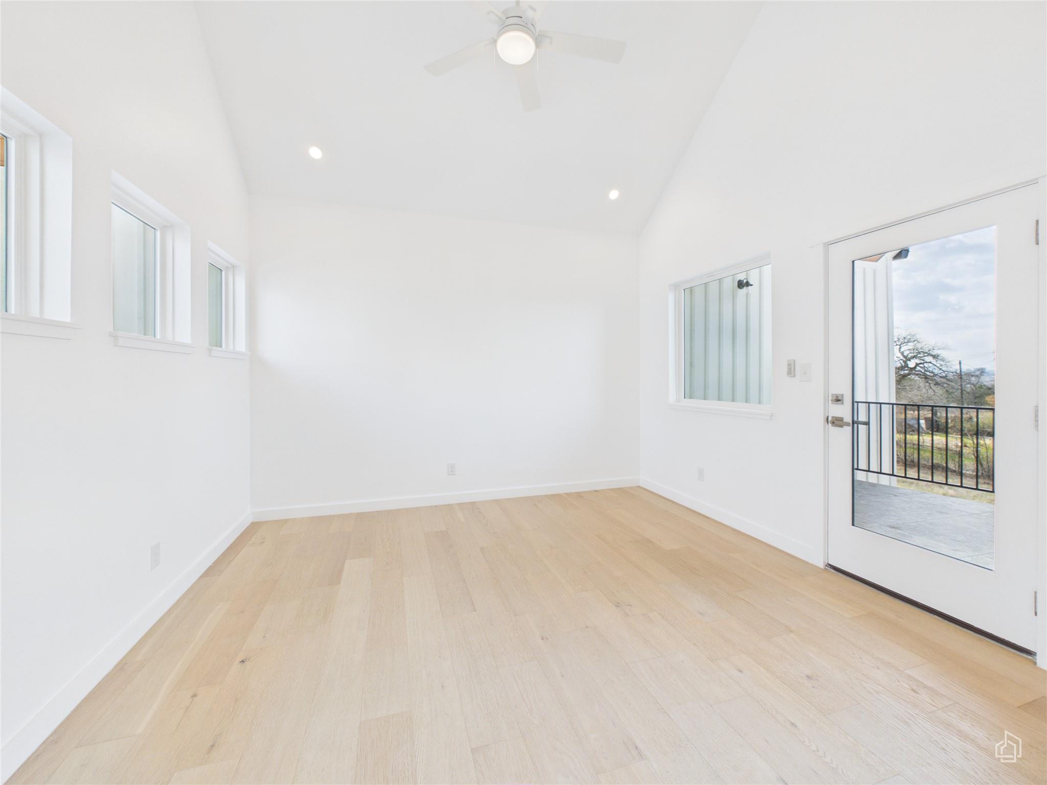 5912 Harold Ct # 104, Austin, TX 78721