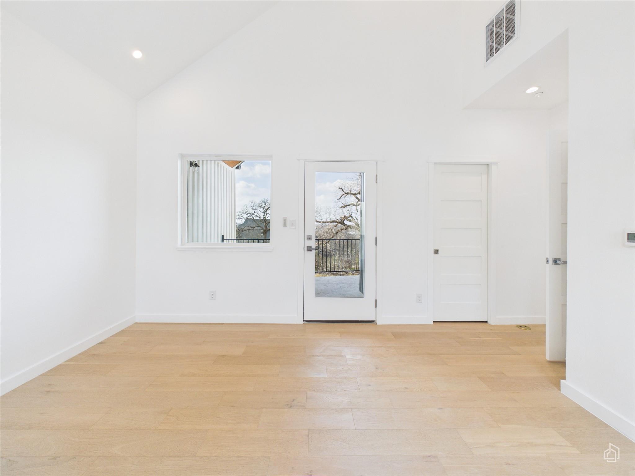 5912 Harold Ct # 104, Austin, TX 78721