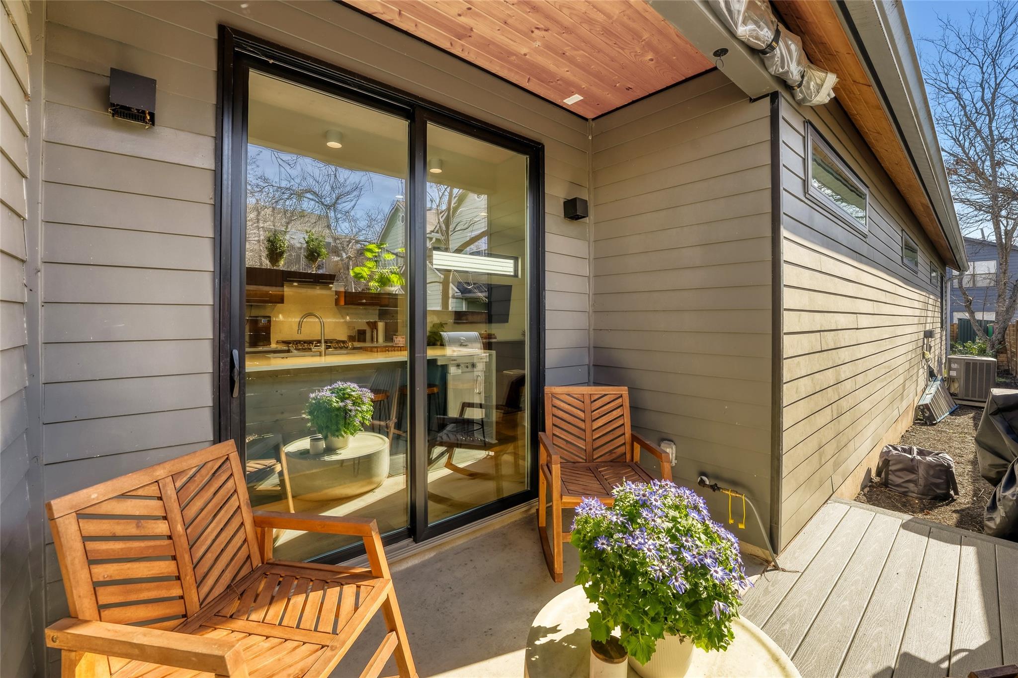 403 Swanee Dr # 2, Austin, TX 78752