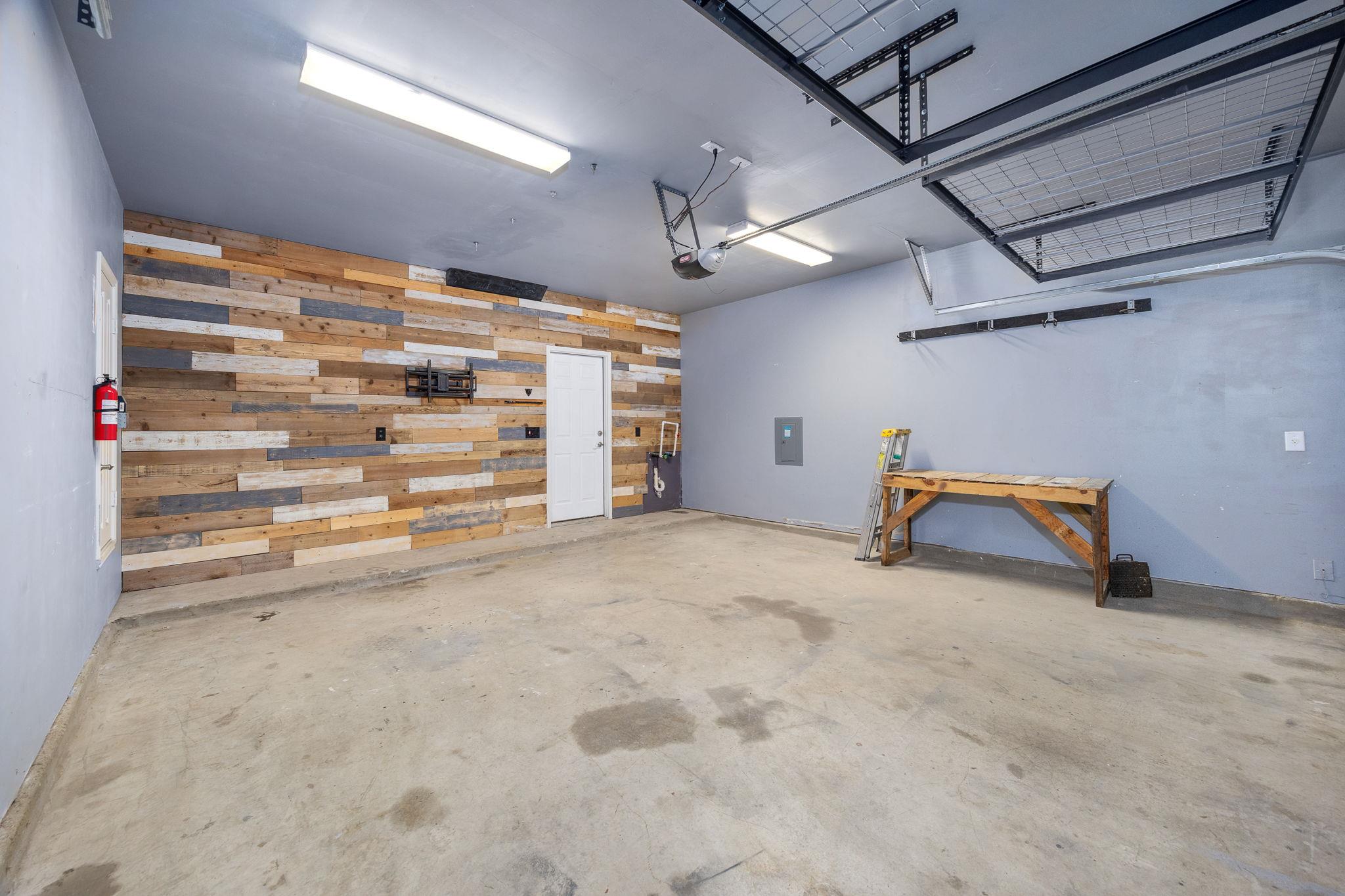 8909 Winter Haven Rd, Austin, TX 78747