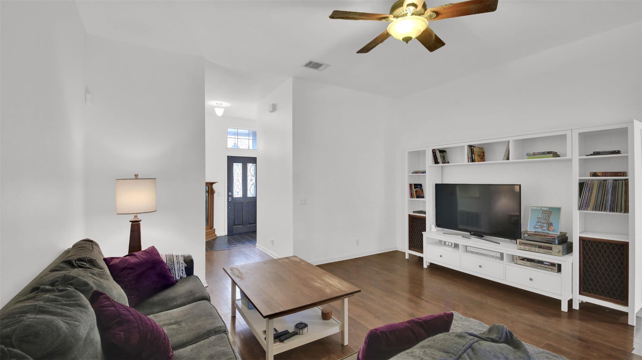 7209 Apperson St, Del Valle, TX 78617