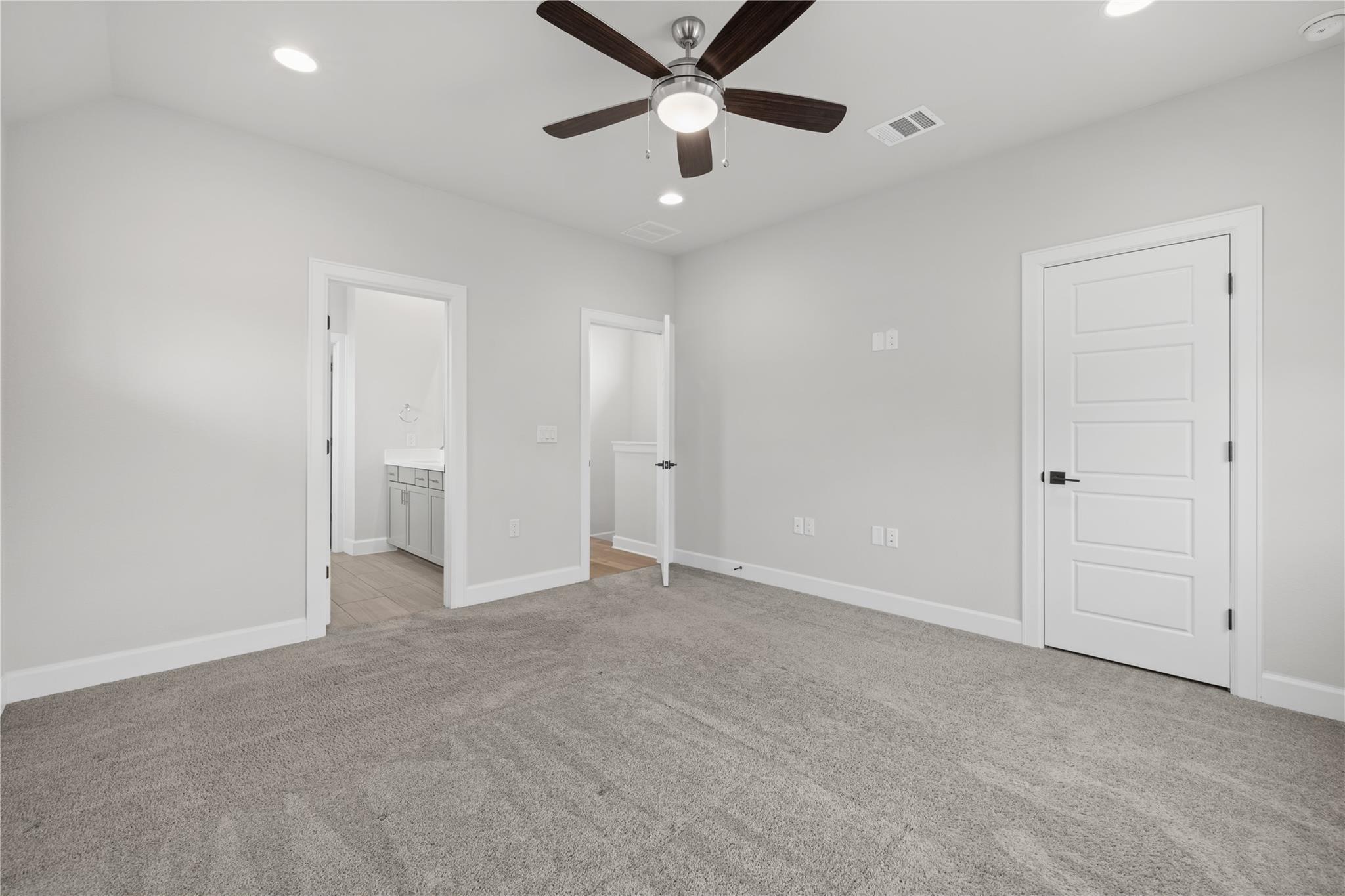 8414 Bowling Green Dr # 3, Austin, TX 78757