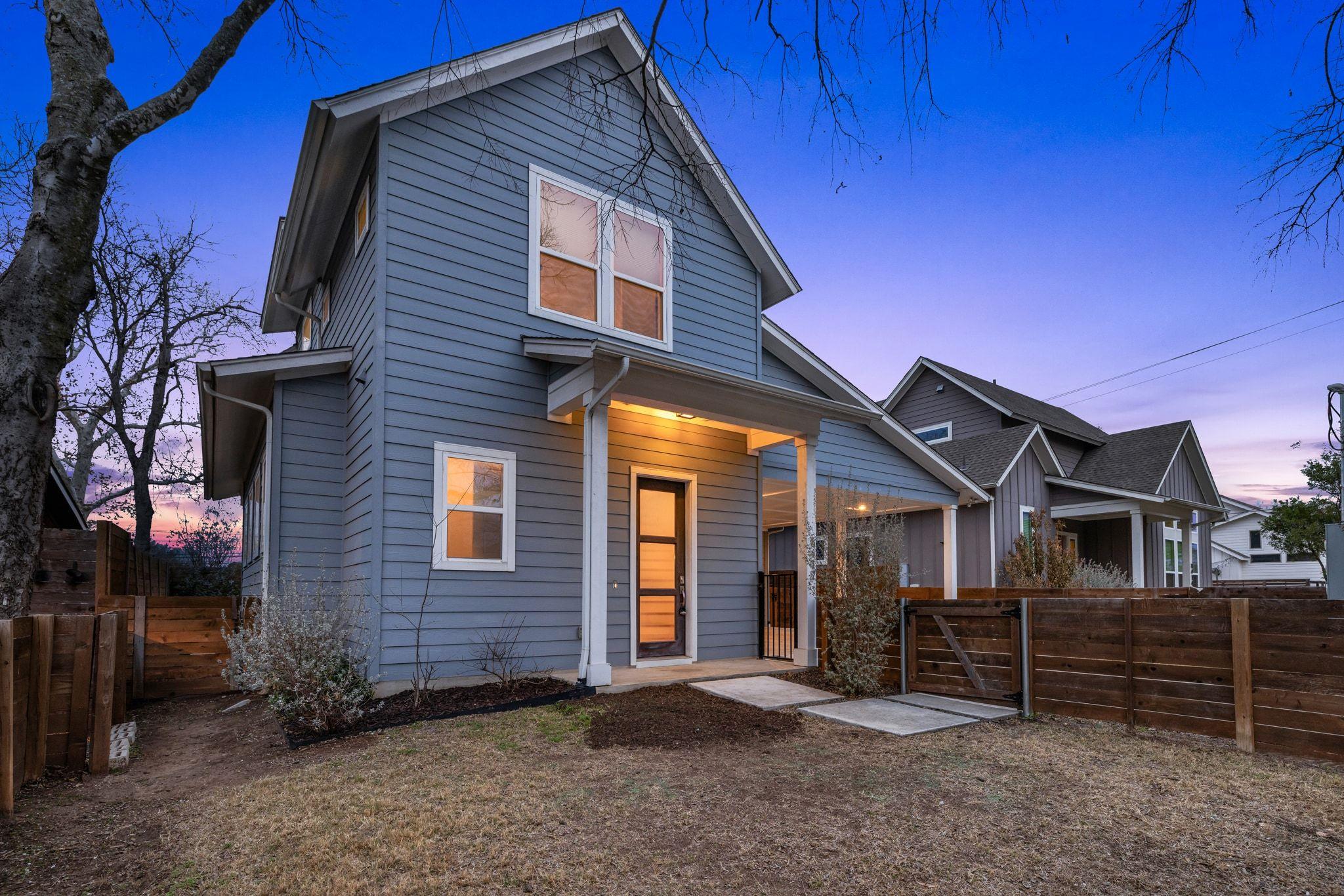 8414 Bowling Green Dr # 3, Austin, TX 78757