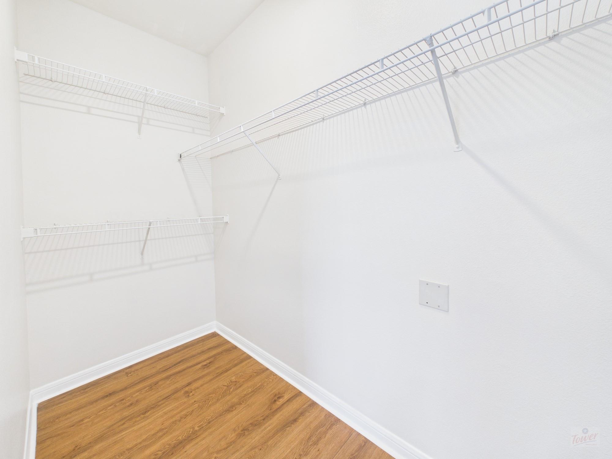 2320 Gracy Farms Ln # 323, Austin, TX 78758