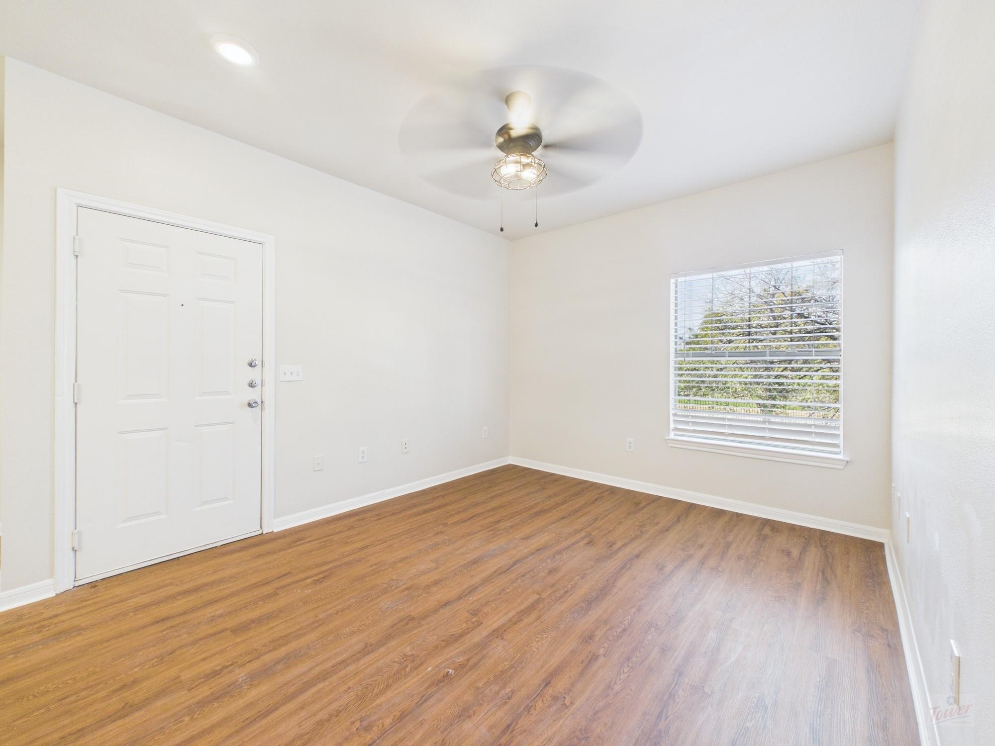 2320 Gracy Farms Ln # 323, Austin, TX 78758