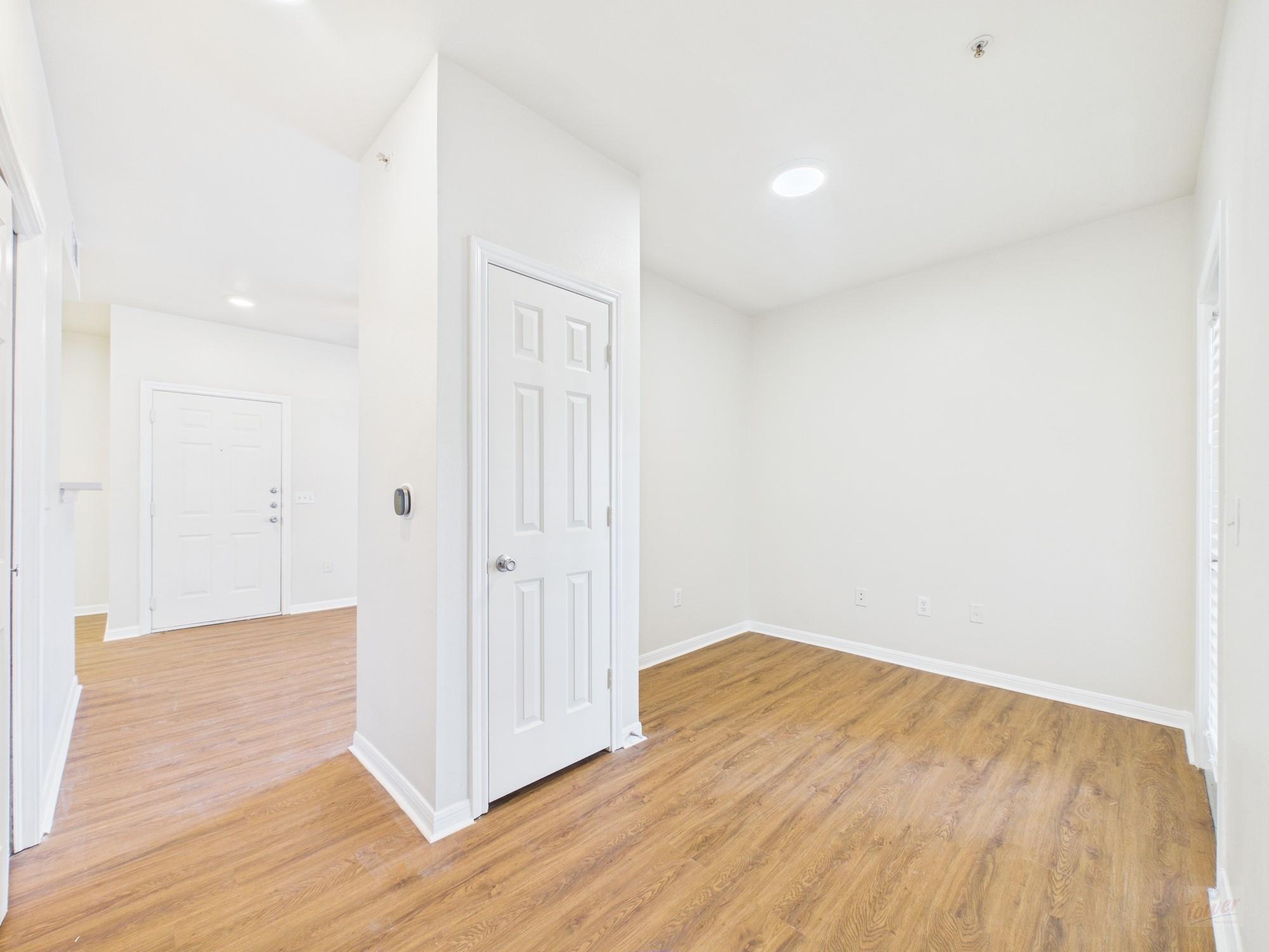 2320 Gracy Farms Ln # 323, Austin, TX 78758