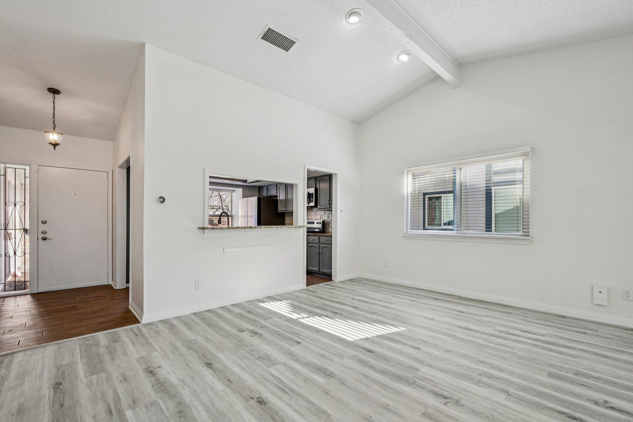 9424 Singing Quail Dr # 99E, Austin, TX 78758