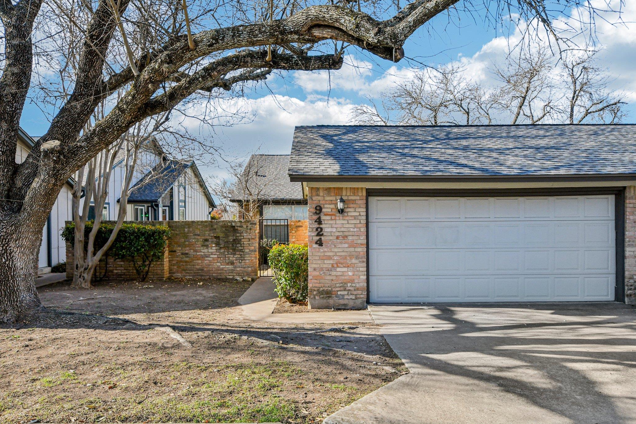 9424 Singing Quail Dr # 99E, Austin, TX 78758