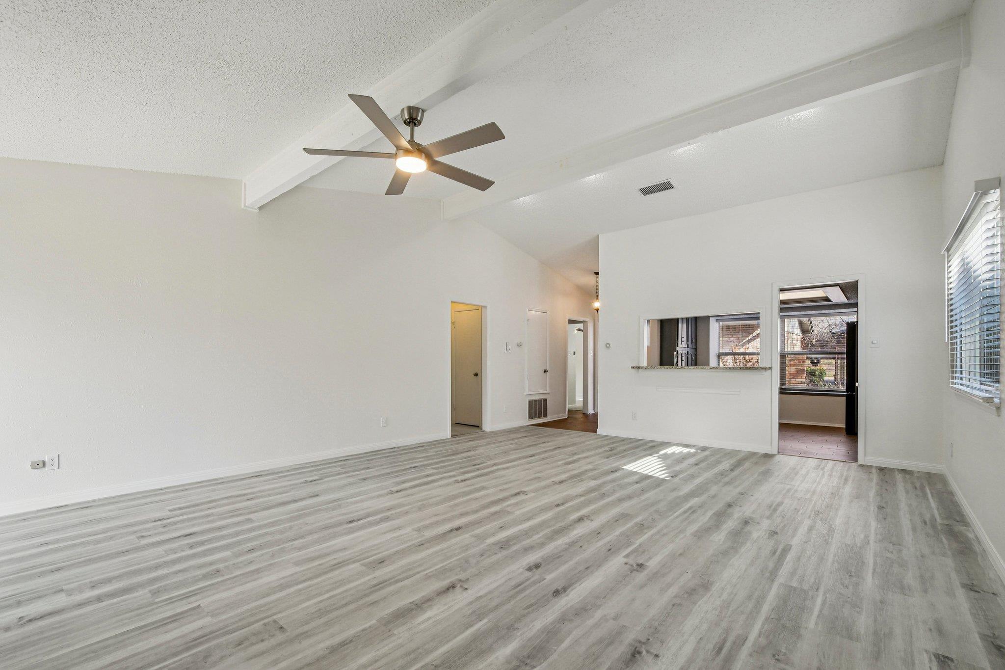 9424 Singing Quail Dr # 99E, Austin, TX 78758