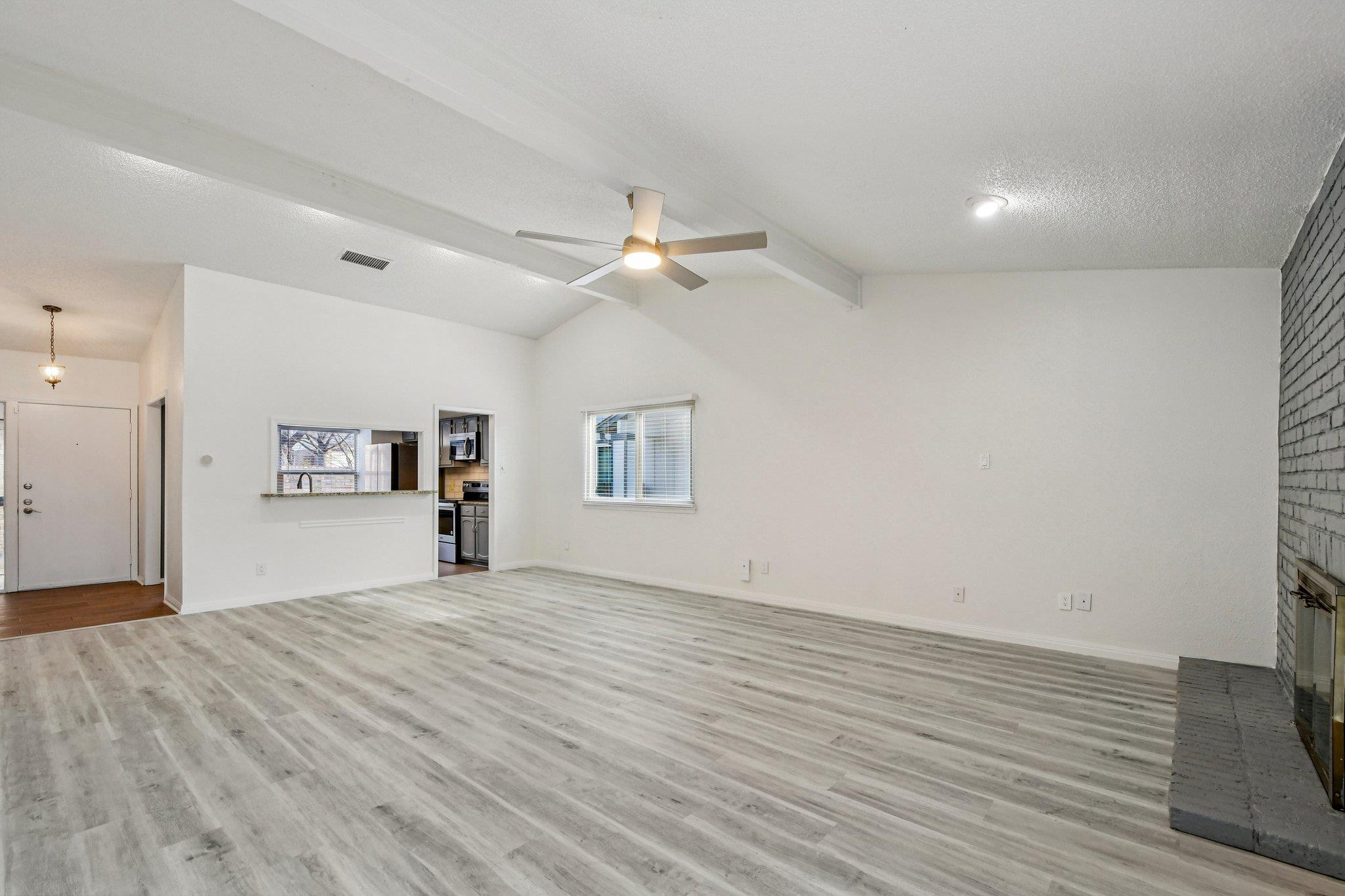 9424 Singing Quail Dr # 99E, Austin, TX 78758