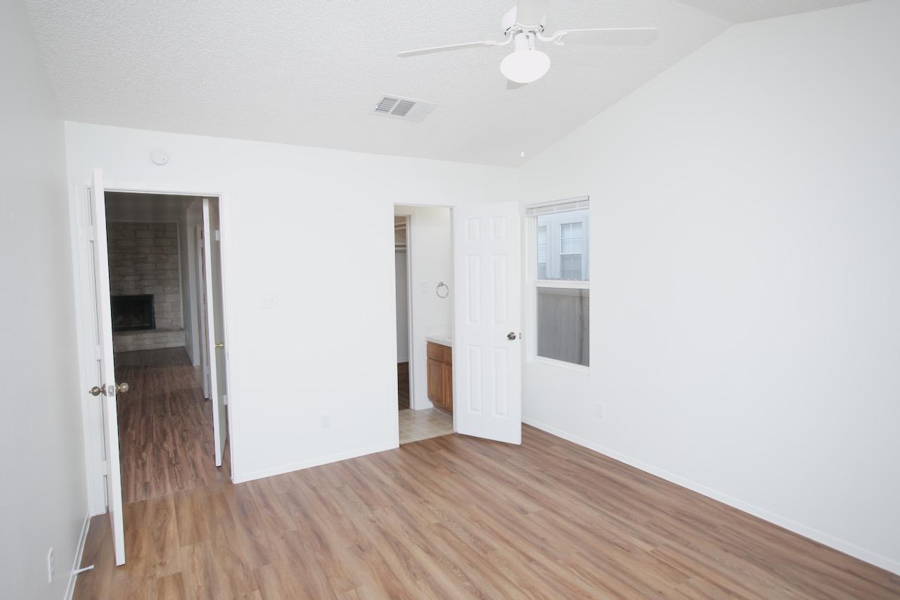 8804 Piney Point Dr # B, Austin, TX 78729